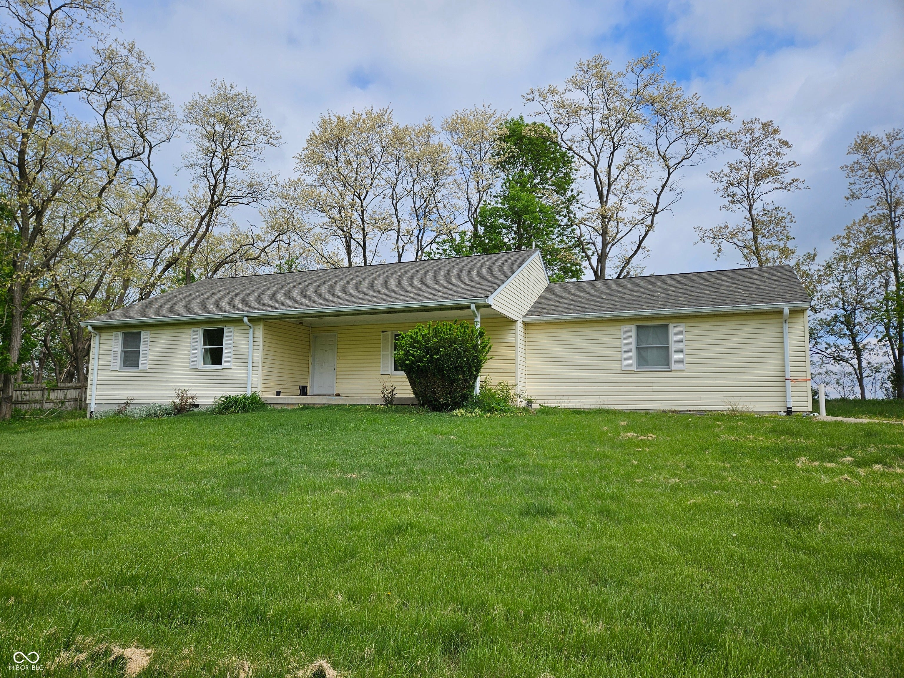 6243 E County Road 600 N — photo