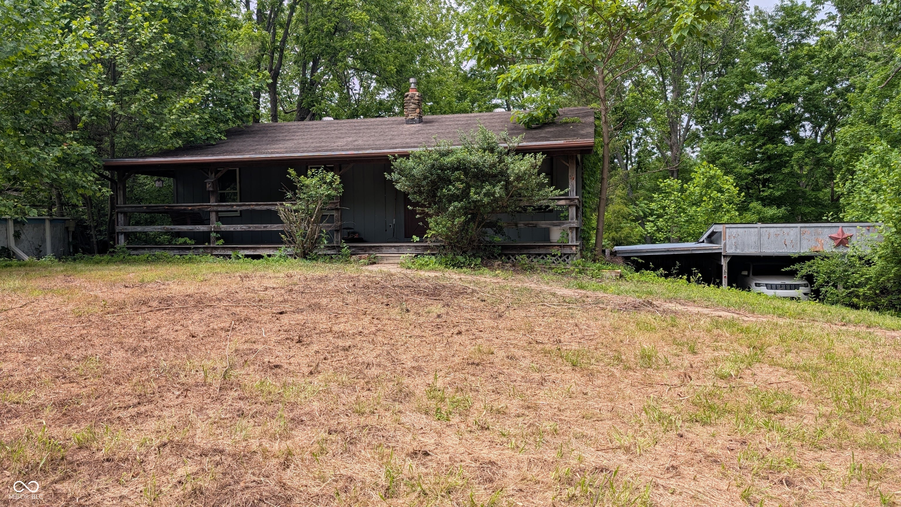6715 E Gross Road — photo