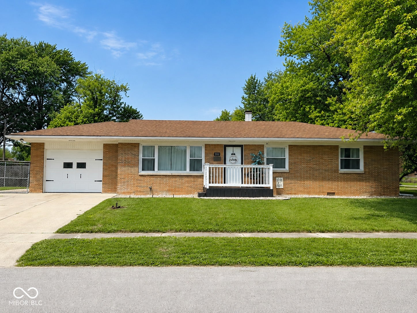 202 Wayside Drive — photo