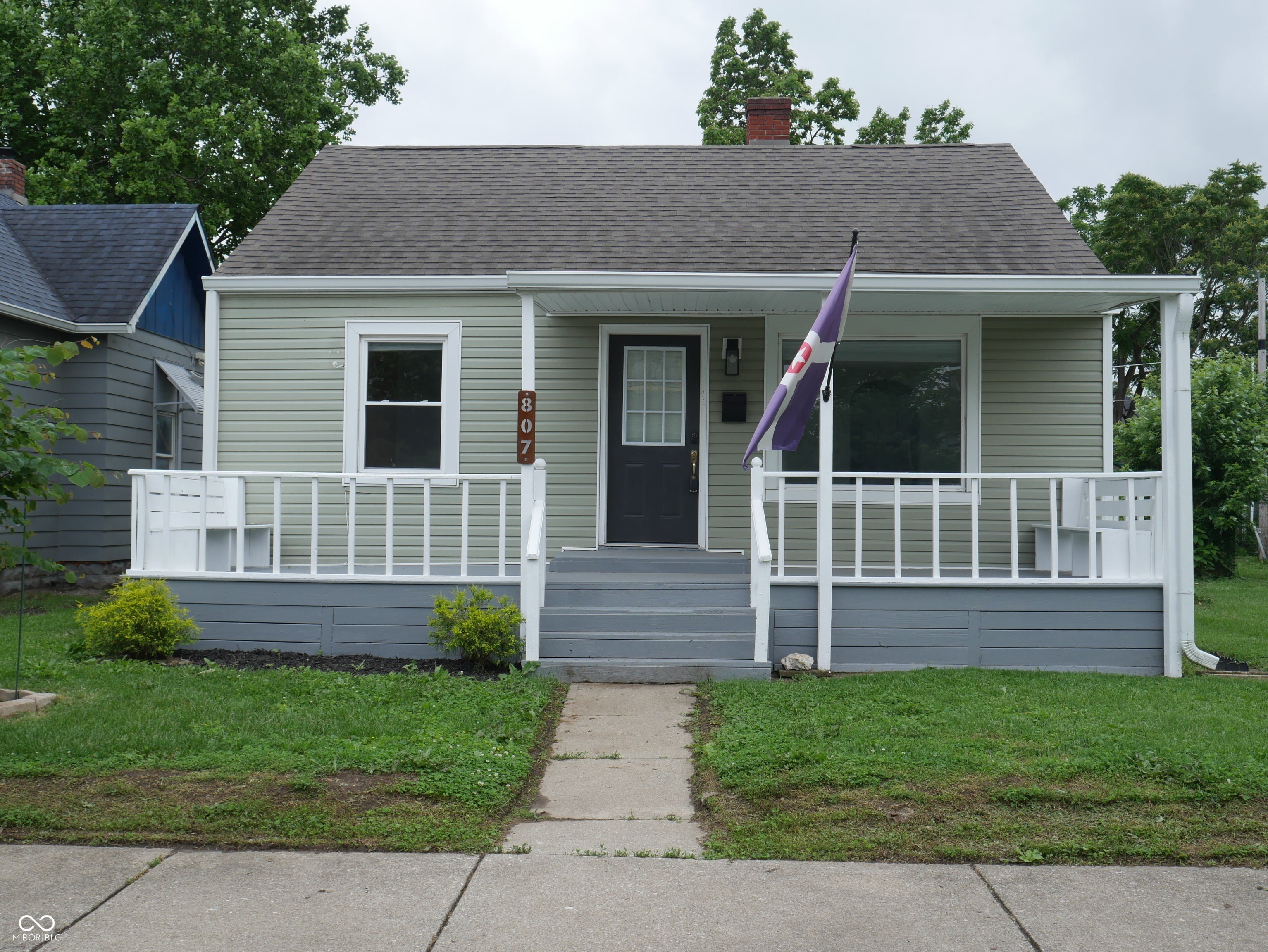 807 Lincoln Street — photo