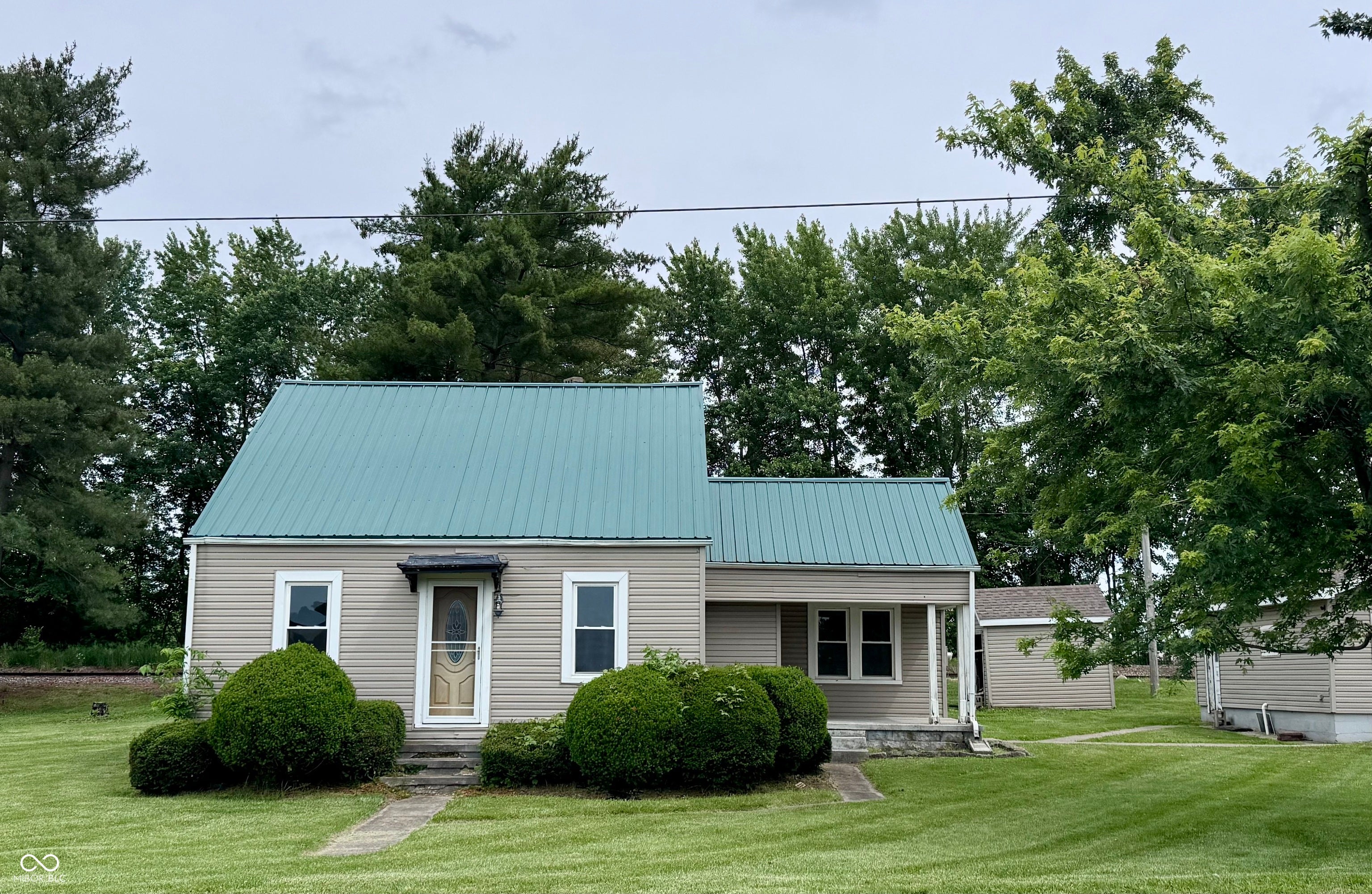 2538 E State Road 44 — photo