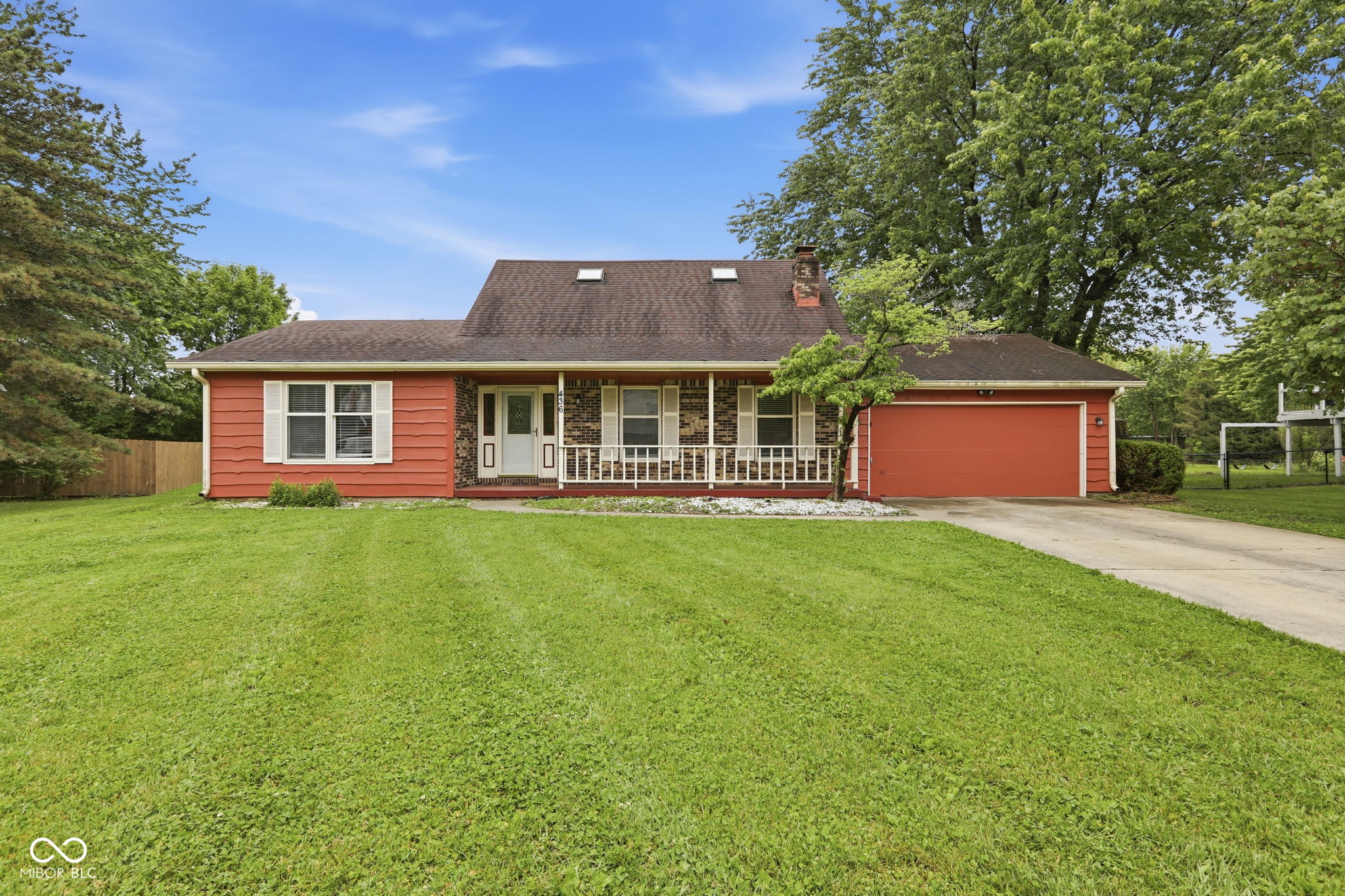 436 Orchardview Court — photo