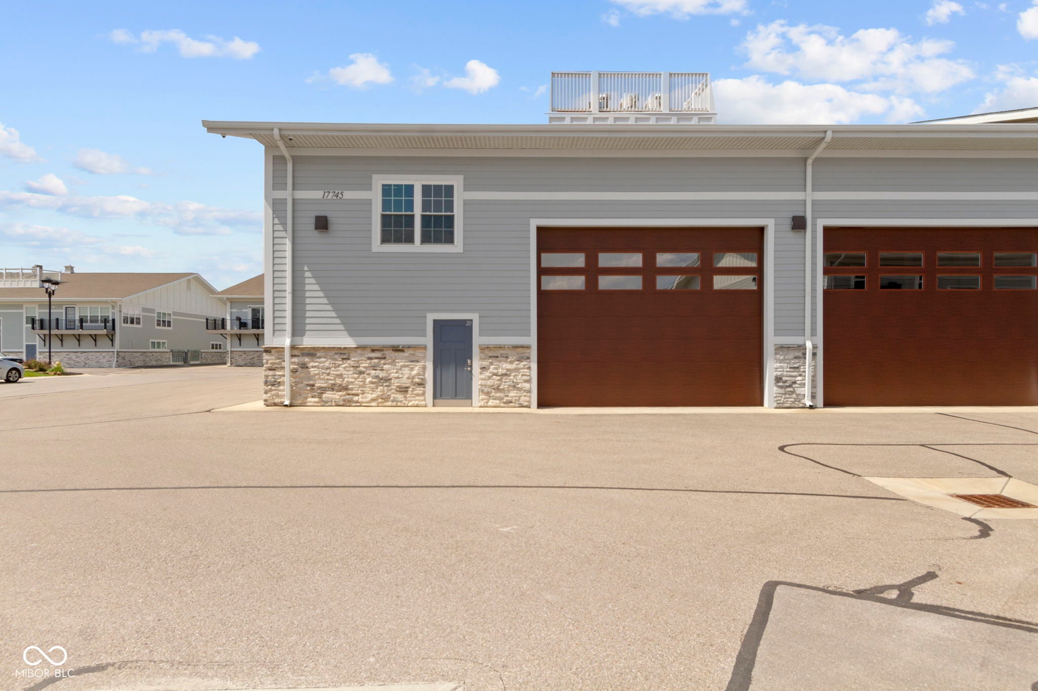17745 Motor District Circle 20 — photo