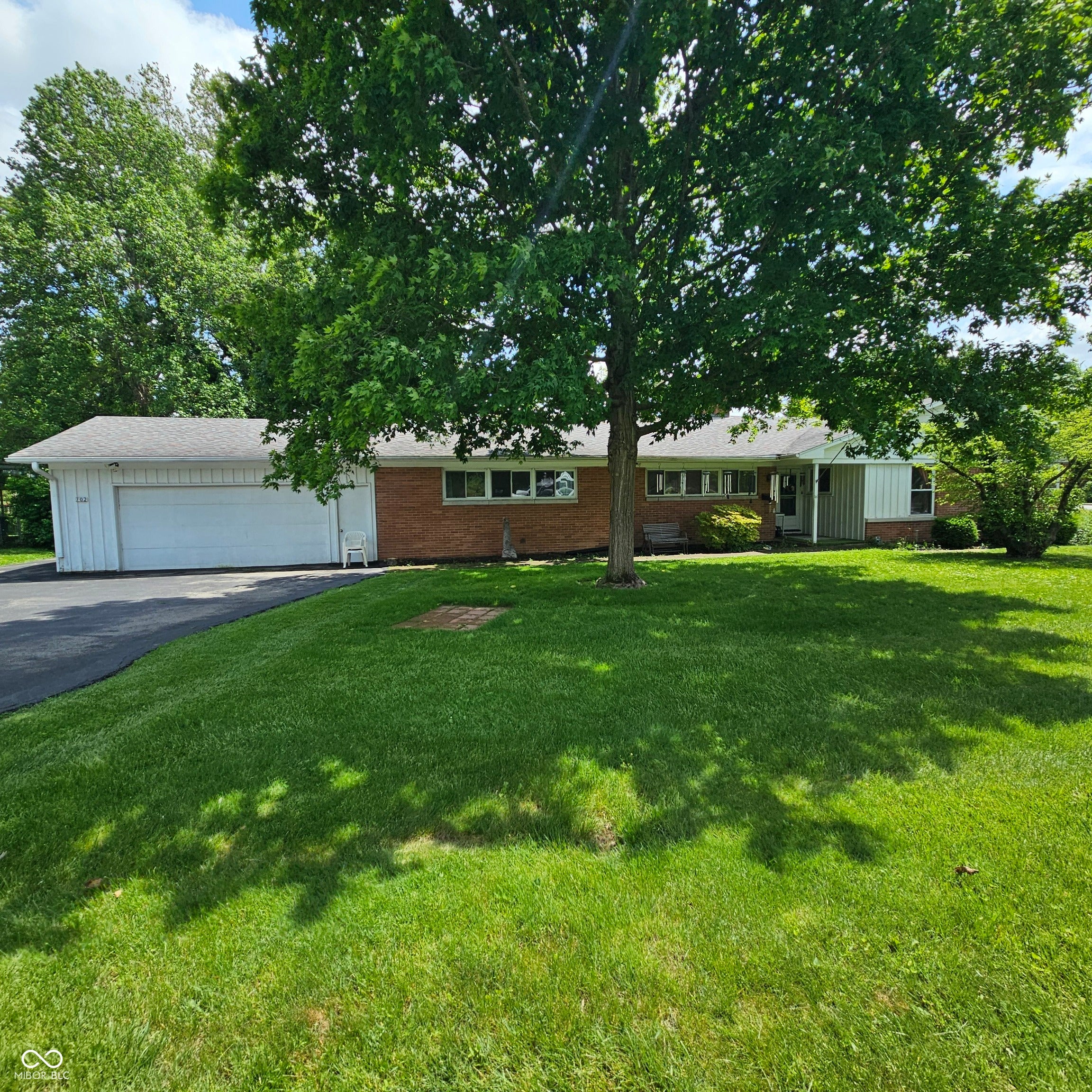 302 East Drive — photo