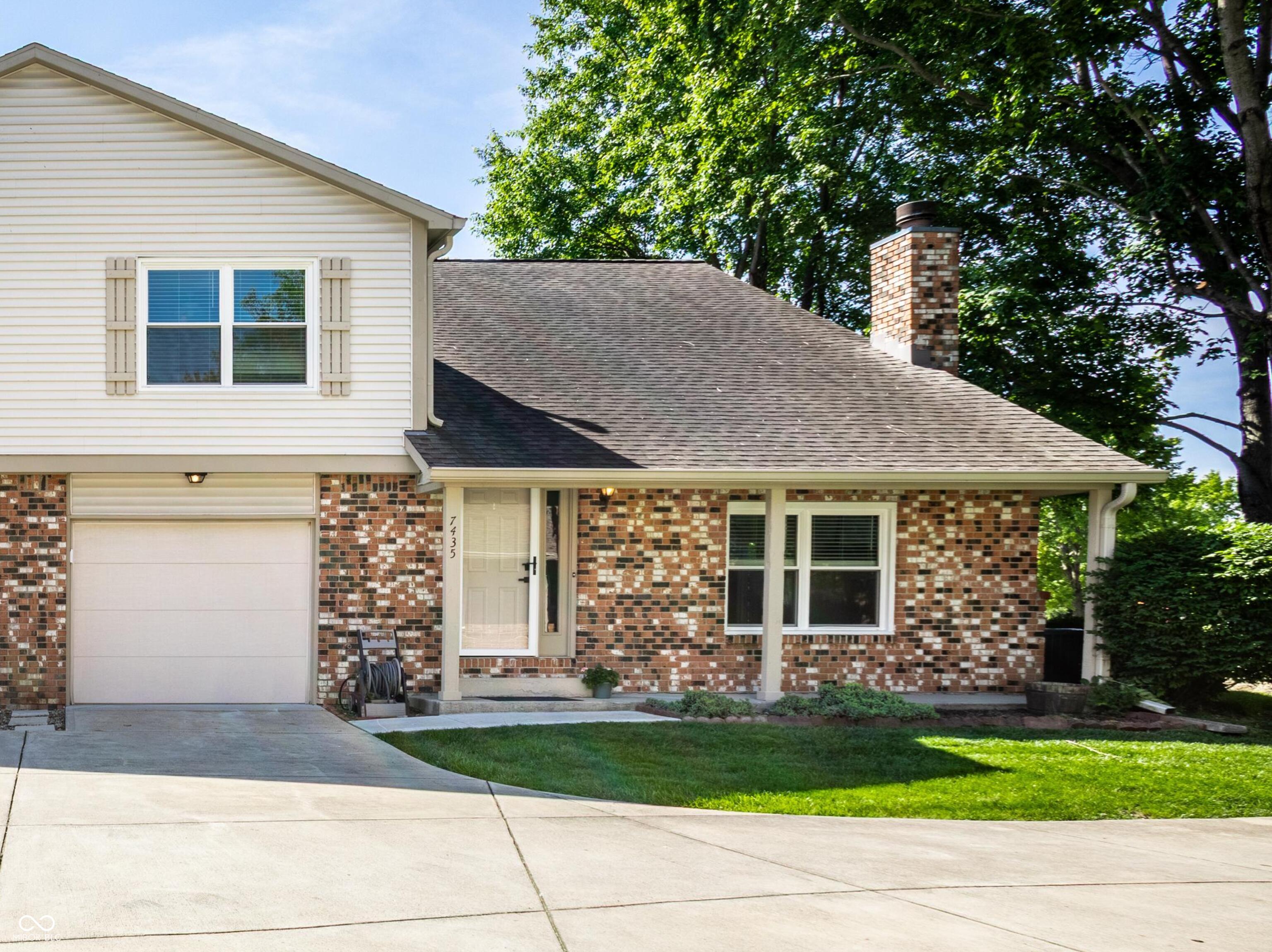 7435 Prairie Lake Drive — photo