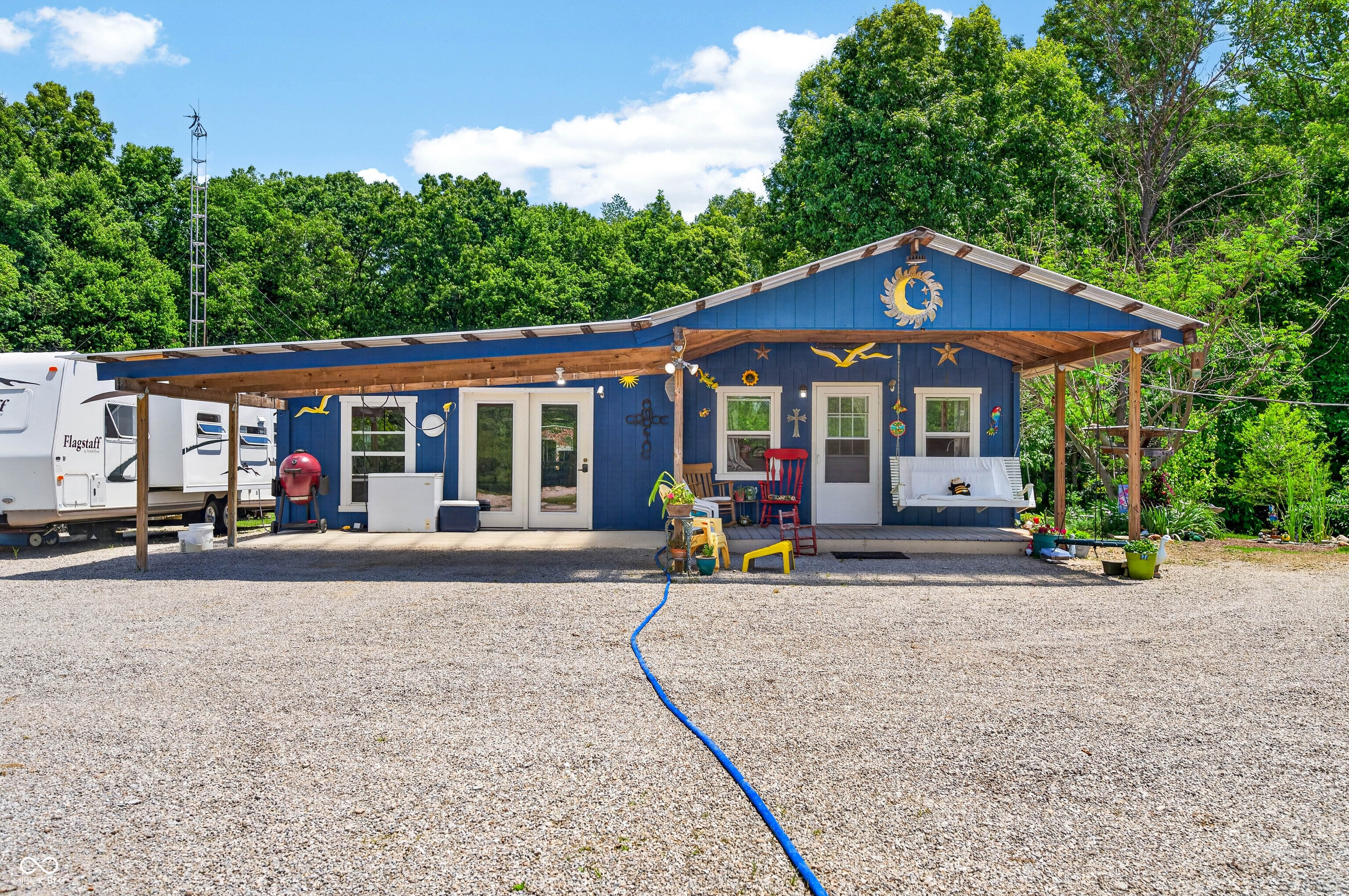 5053 Bittersweet Road — photo