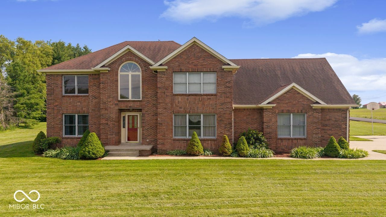 3877 Meadowbrook Drive — photo