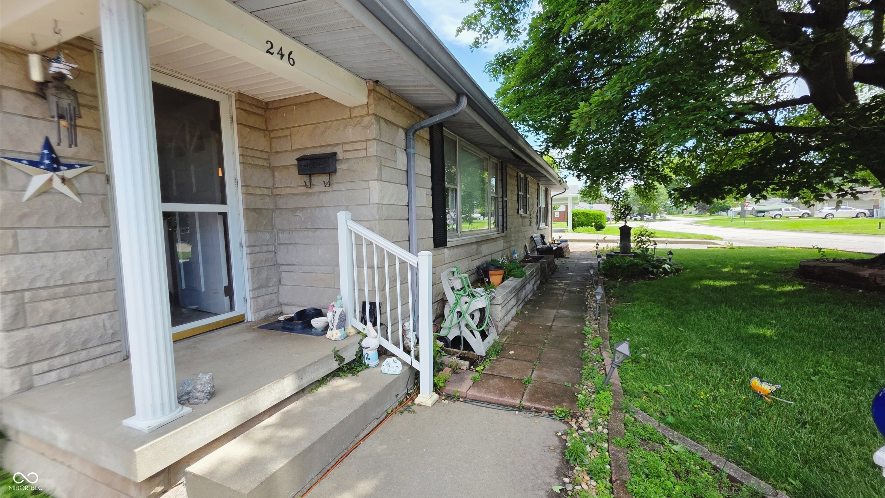 246 Taggart Drive — photo