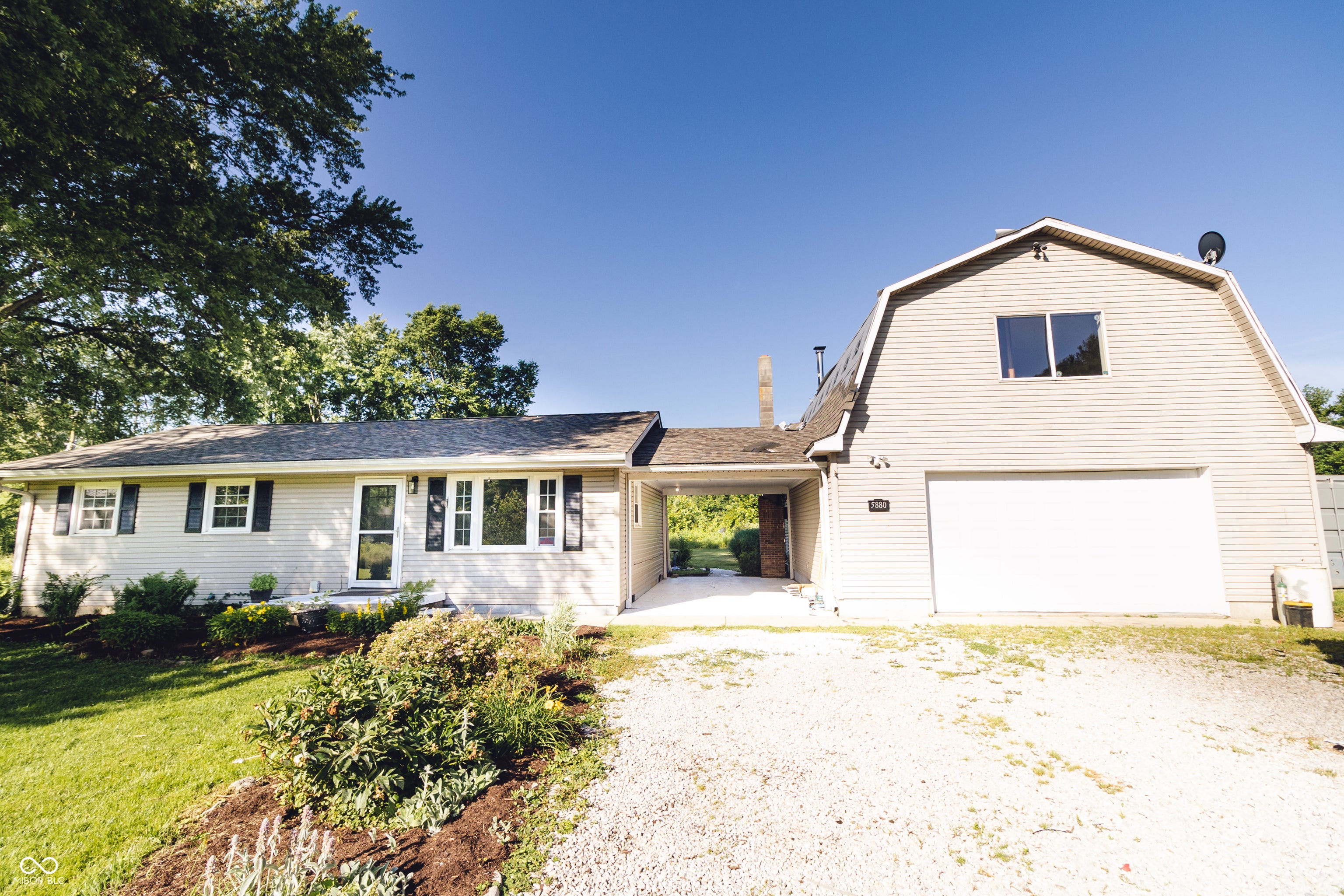 5880 Mason Court — photo