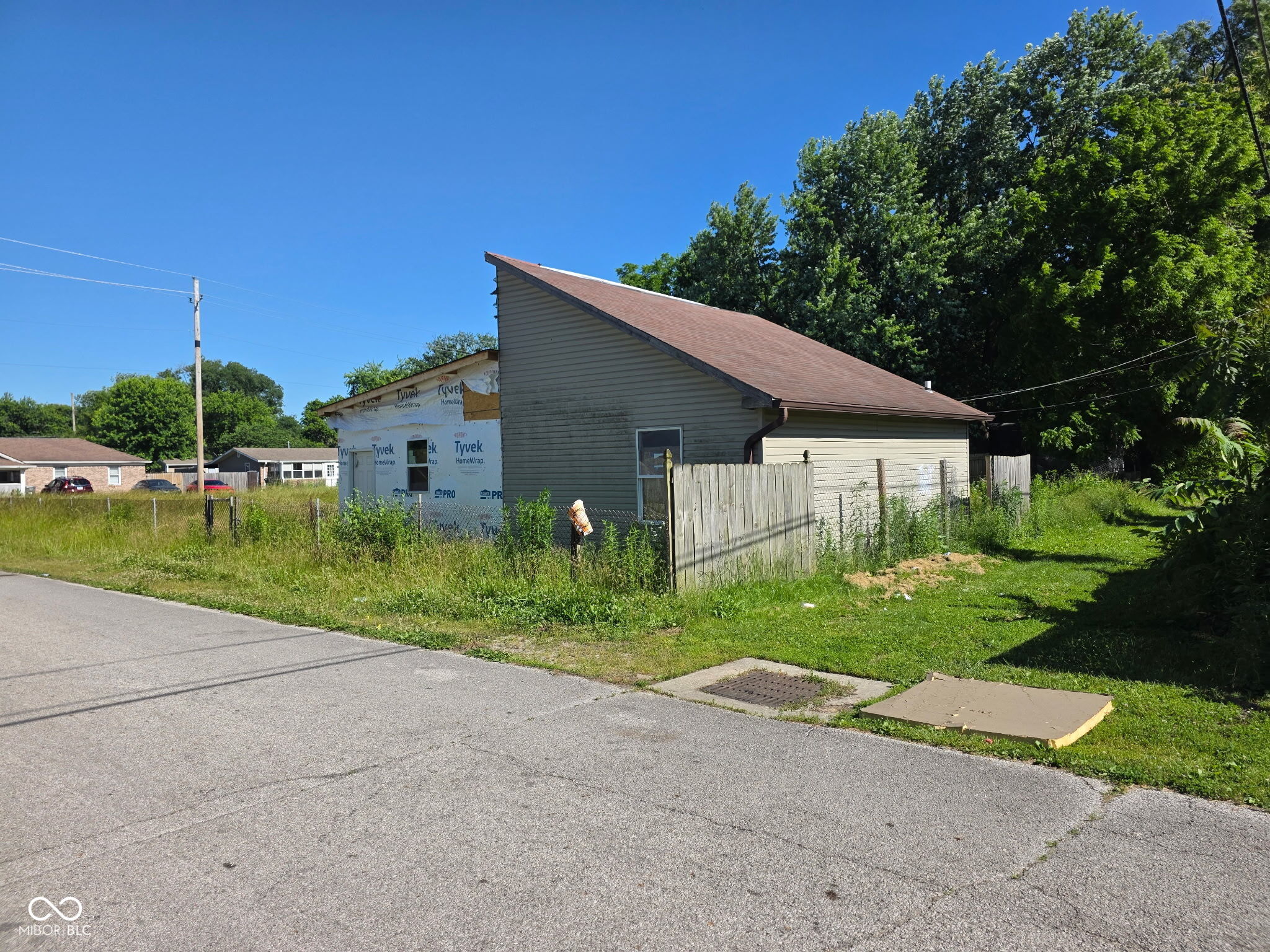 3302 Foltz Street — photo