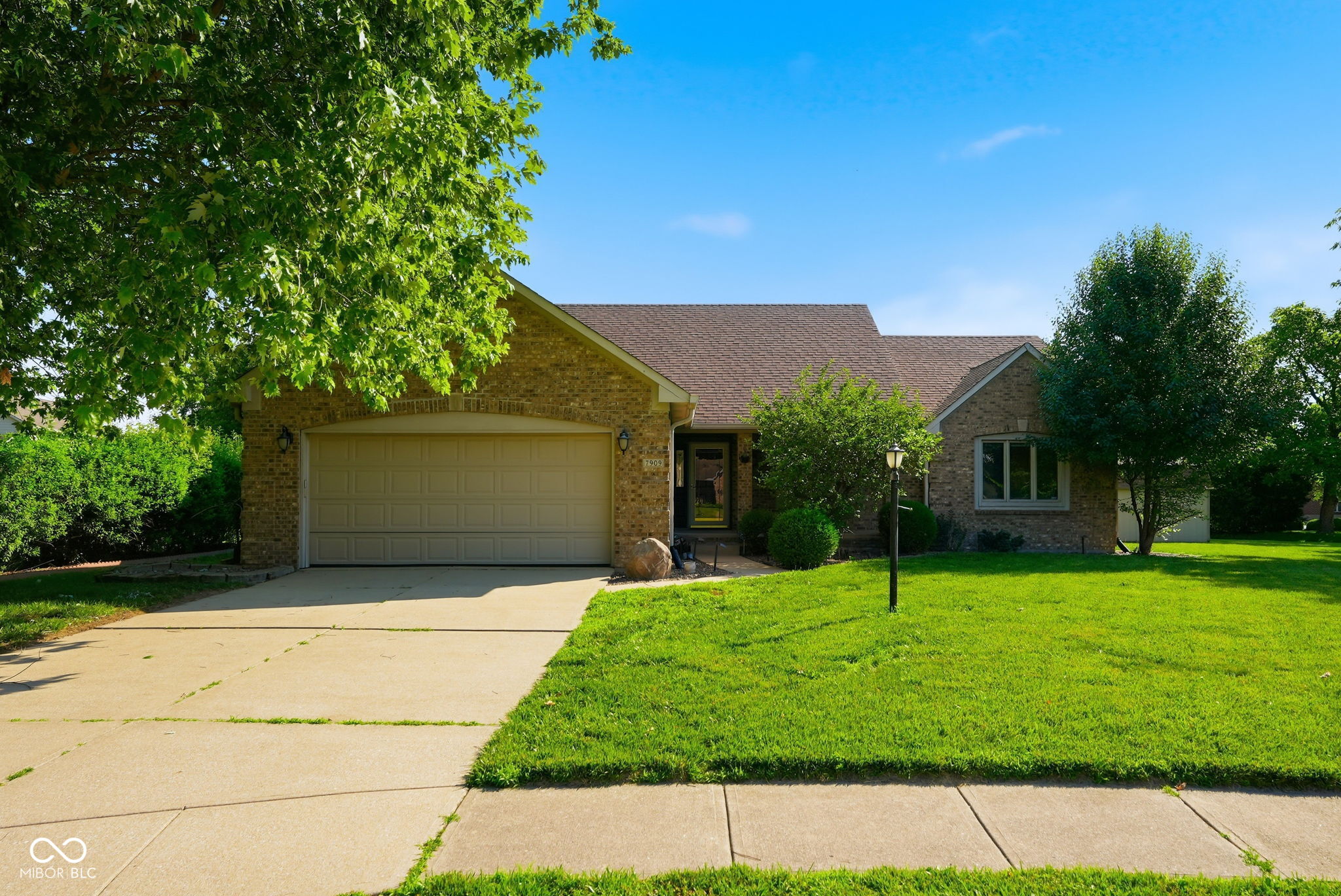 7909 Fennel Court — photo