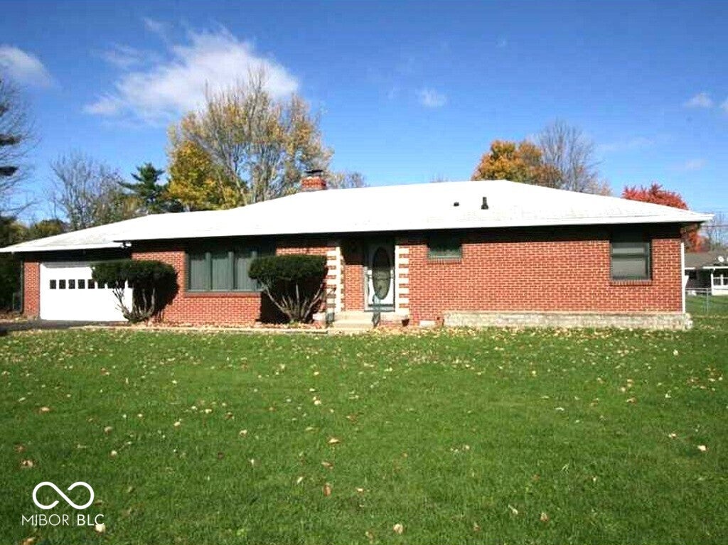 6634 N Oakview Drive — photo