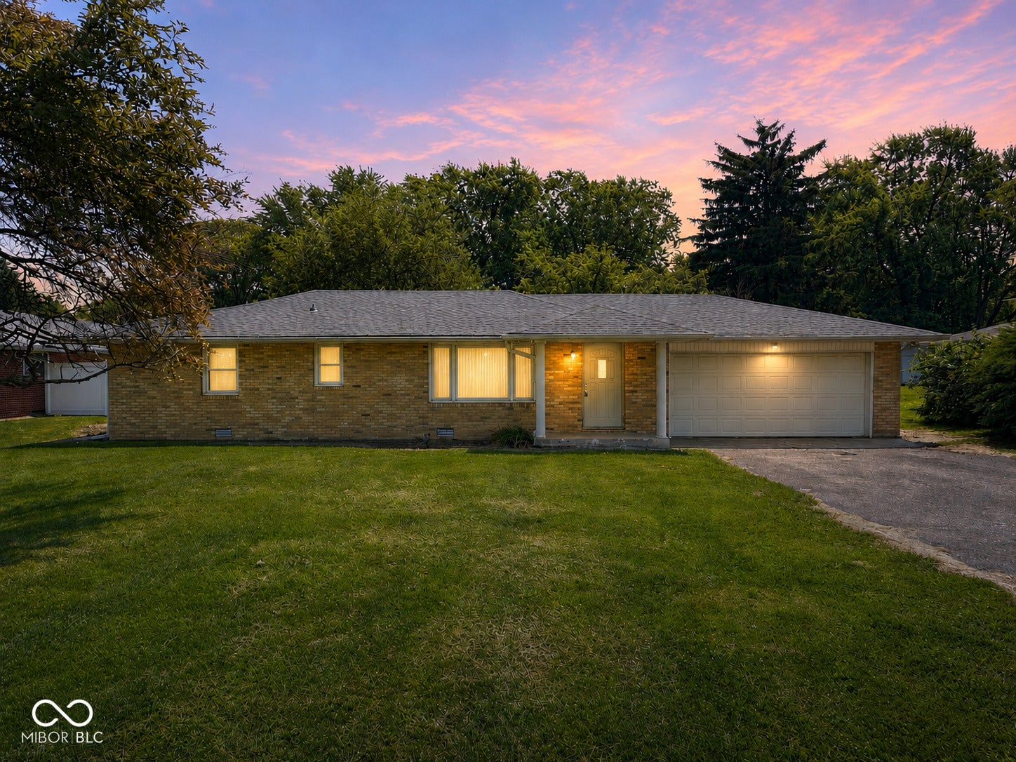 8 S Scatterfield Road — photo