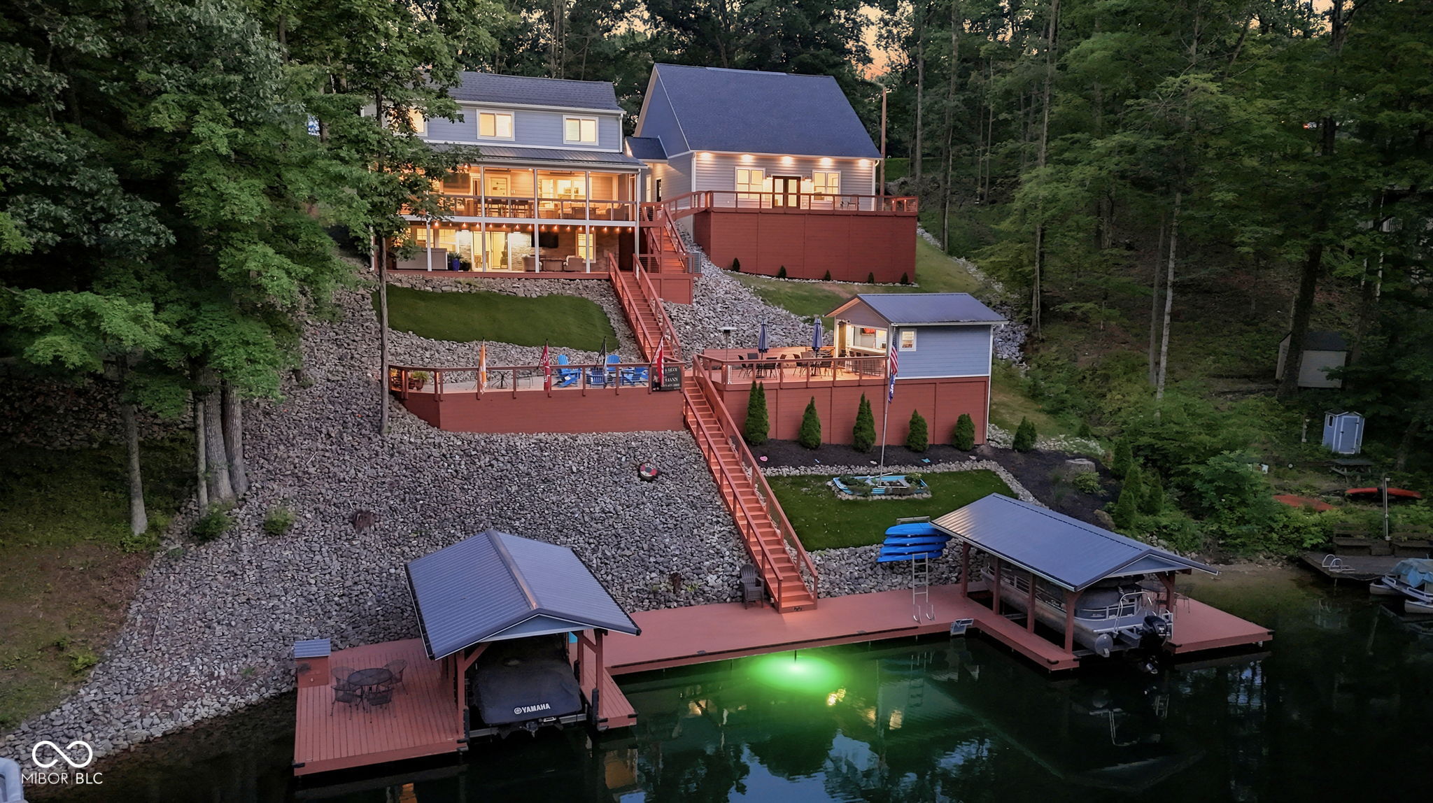 7573 Hummingbird Drive — photo