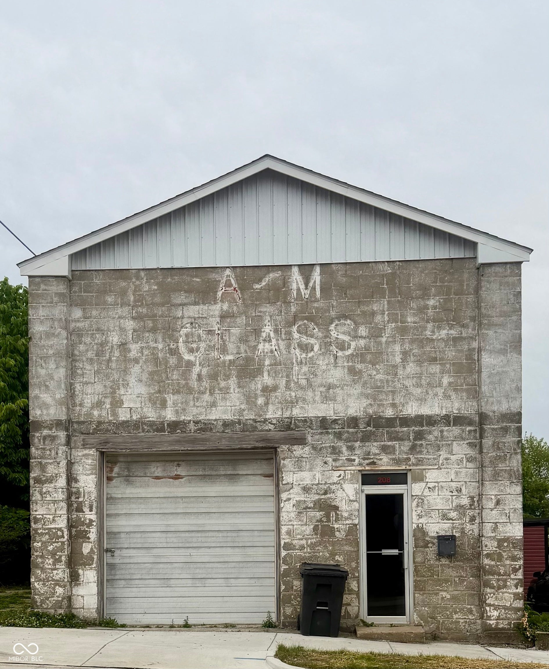 208 N Jackson Street — photo