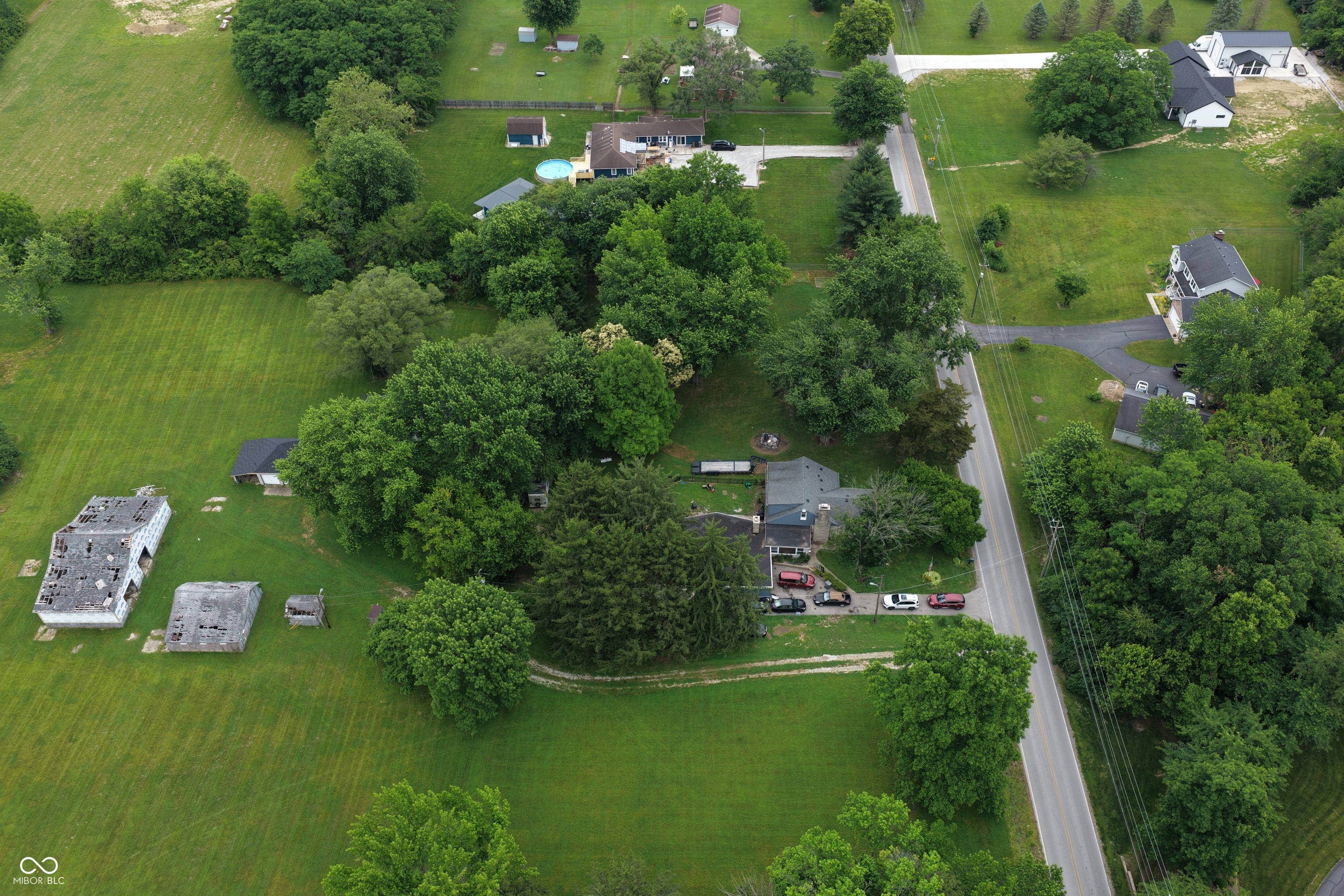 5210 W Southport Road — photo
