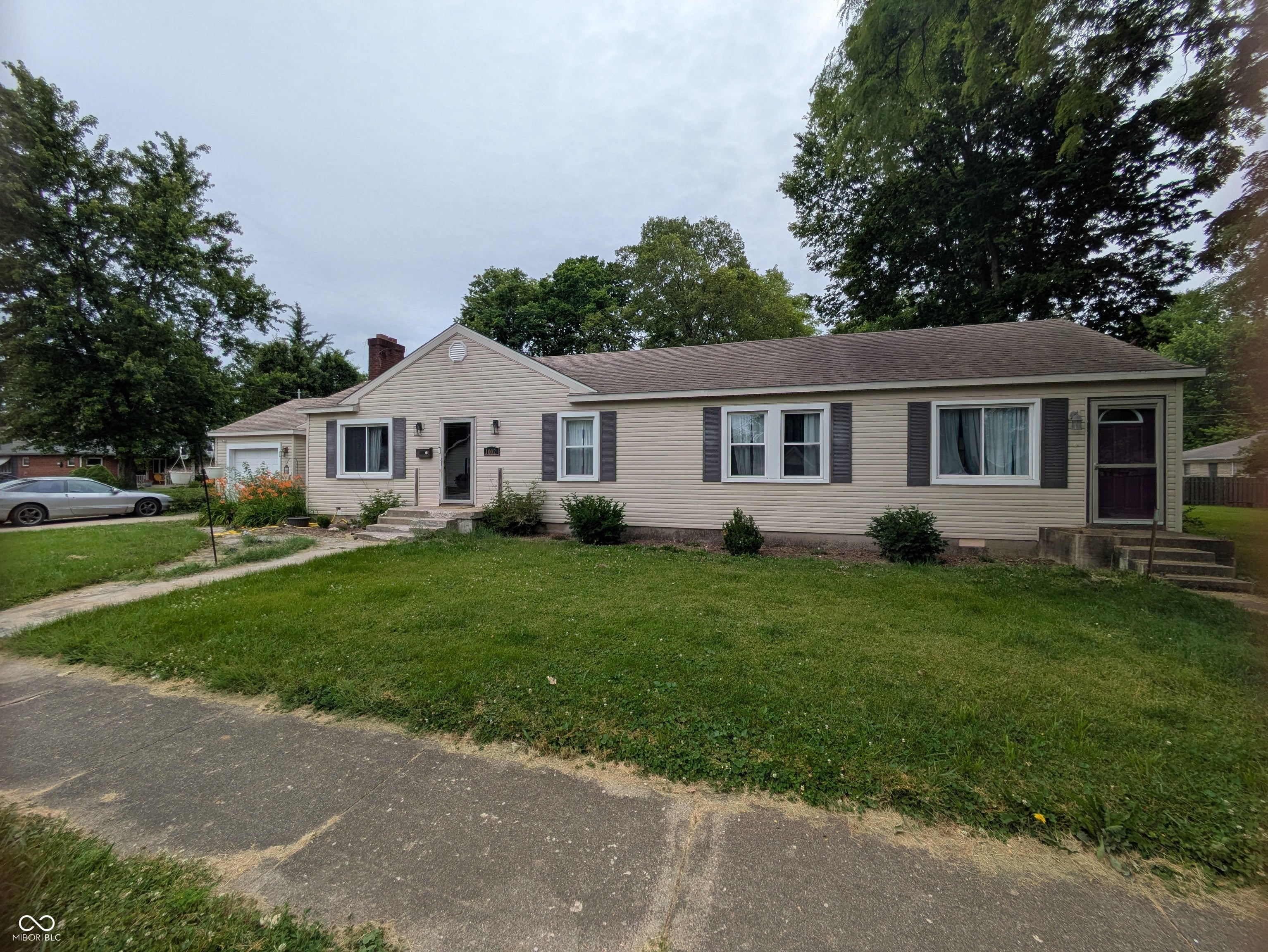 1002 S Noble Street — photo