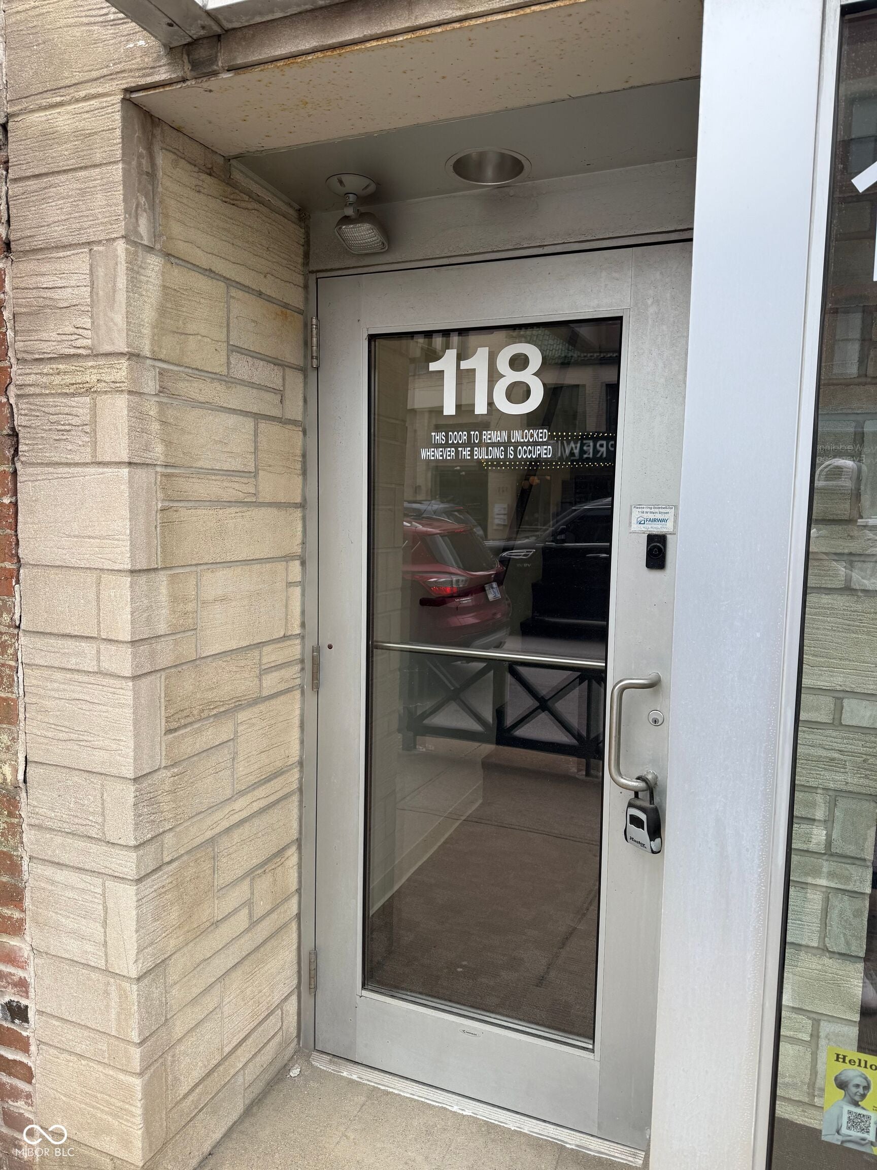 118 W Main Street — photo