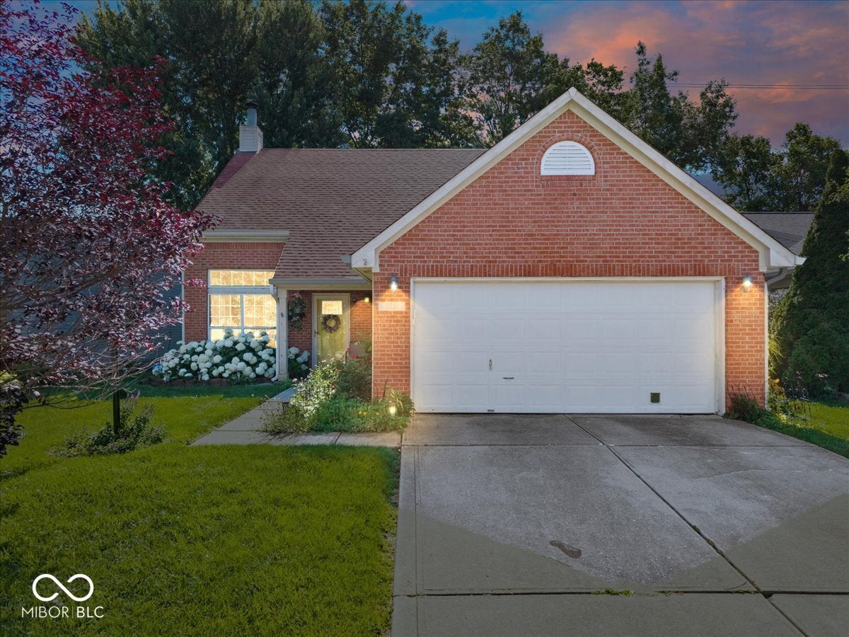 2261 Rolling Oak Drive — photo
