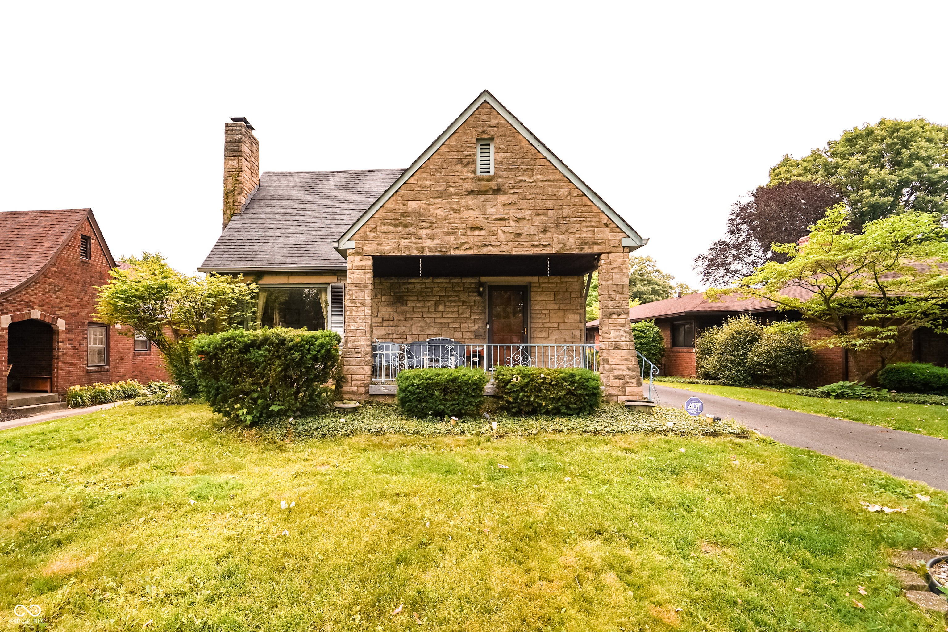 6126 E Saint Joseph Street — photo