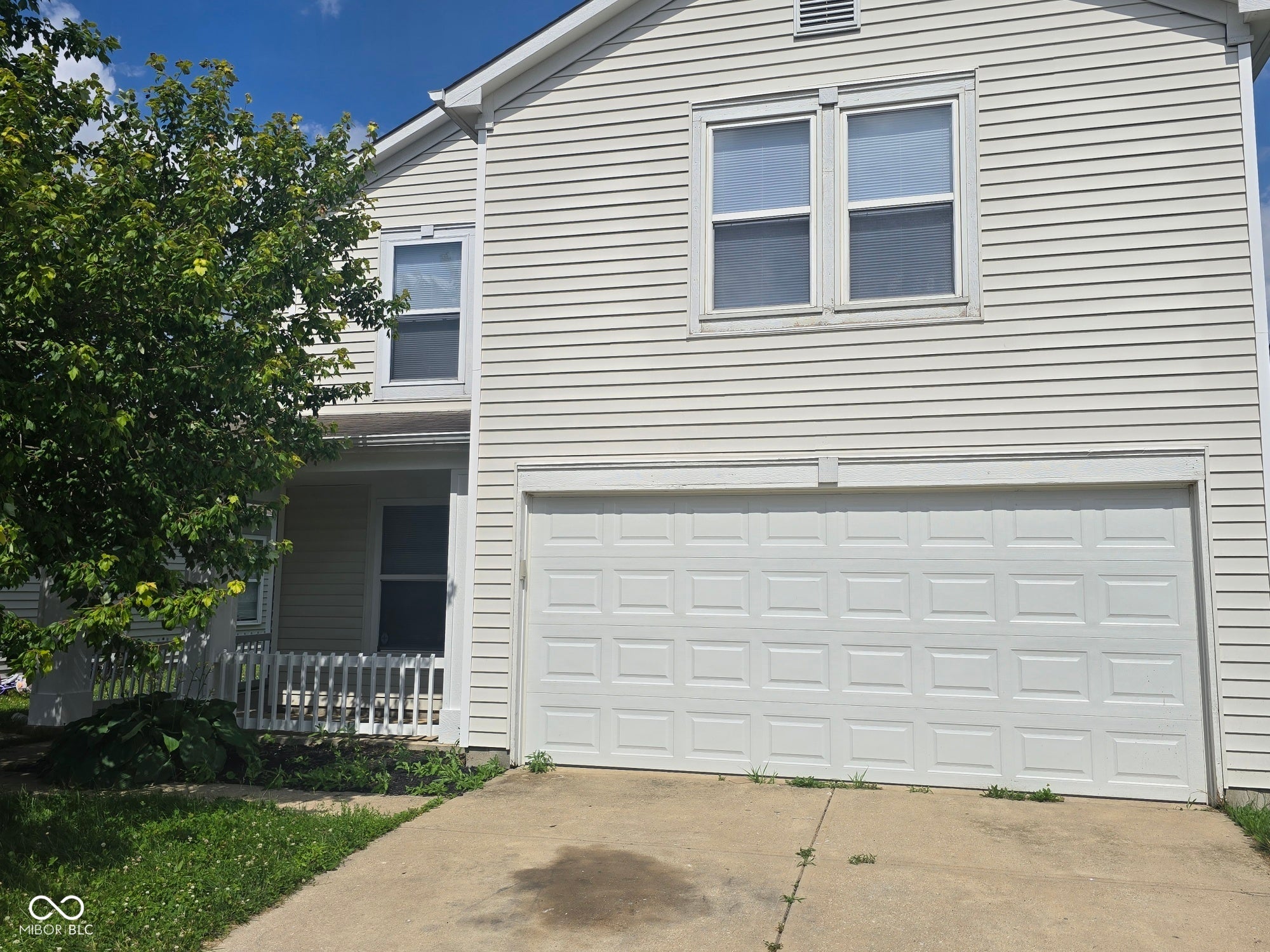 916 Belvedere Drive — photo