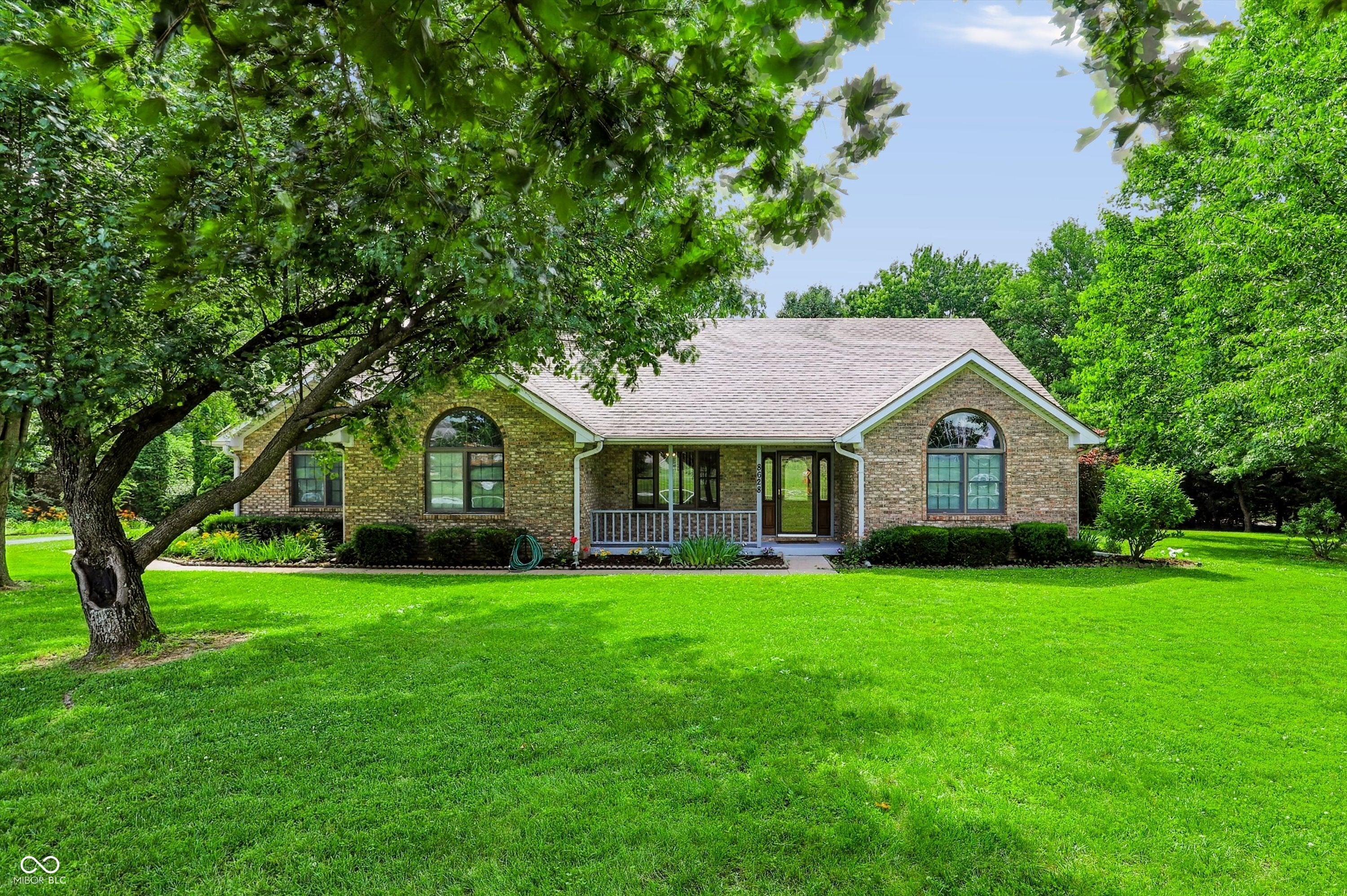 8628 N Briarhopper Road — photo