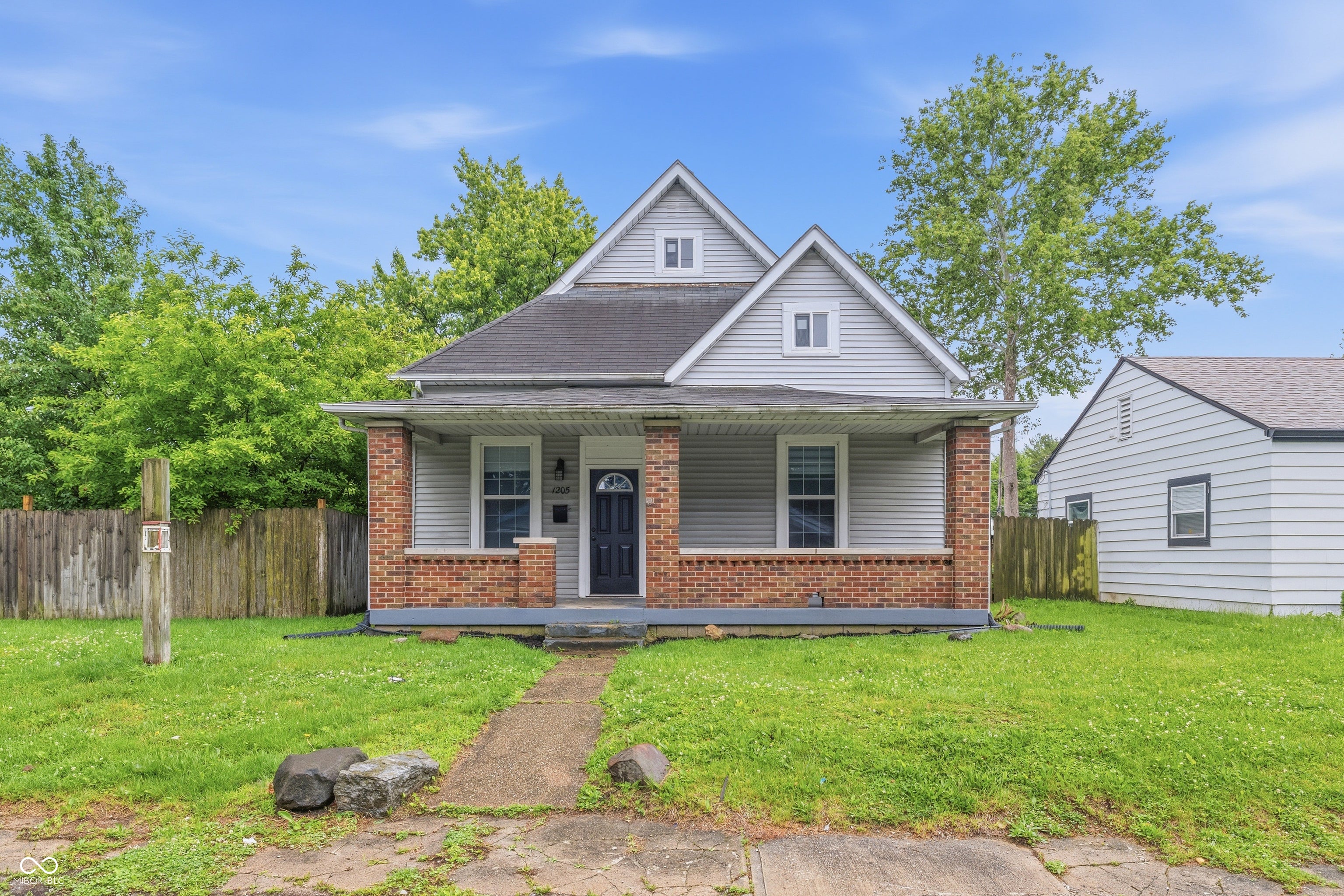 1205 Wade Street — photo