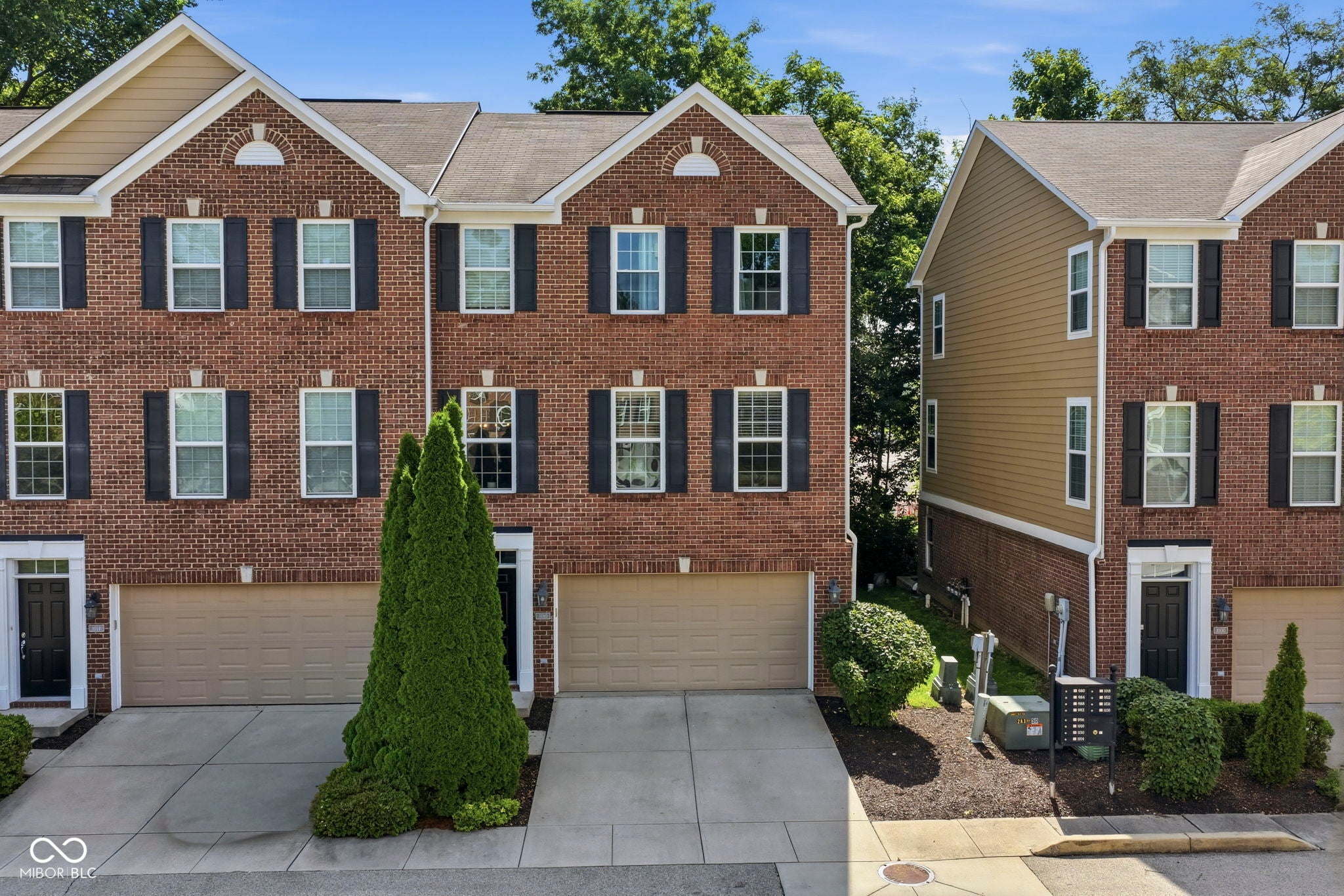 1010 Bard Lane — photo