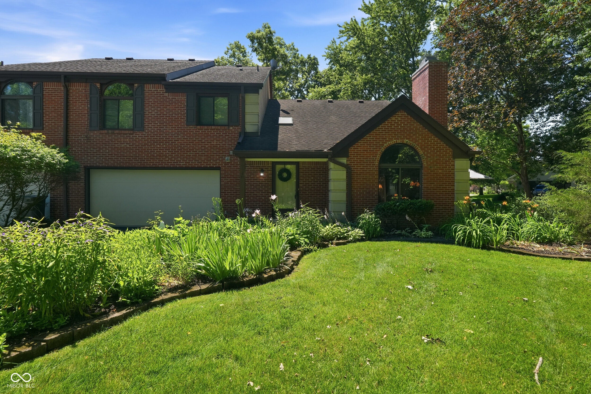 9248 Golden Woods Drive — photo