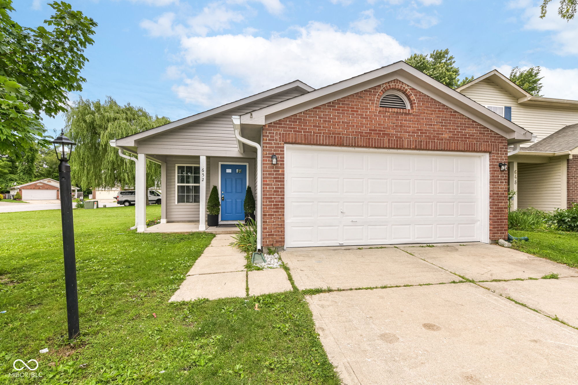 652 Meadows Edge Lane — photo
