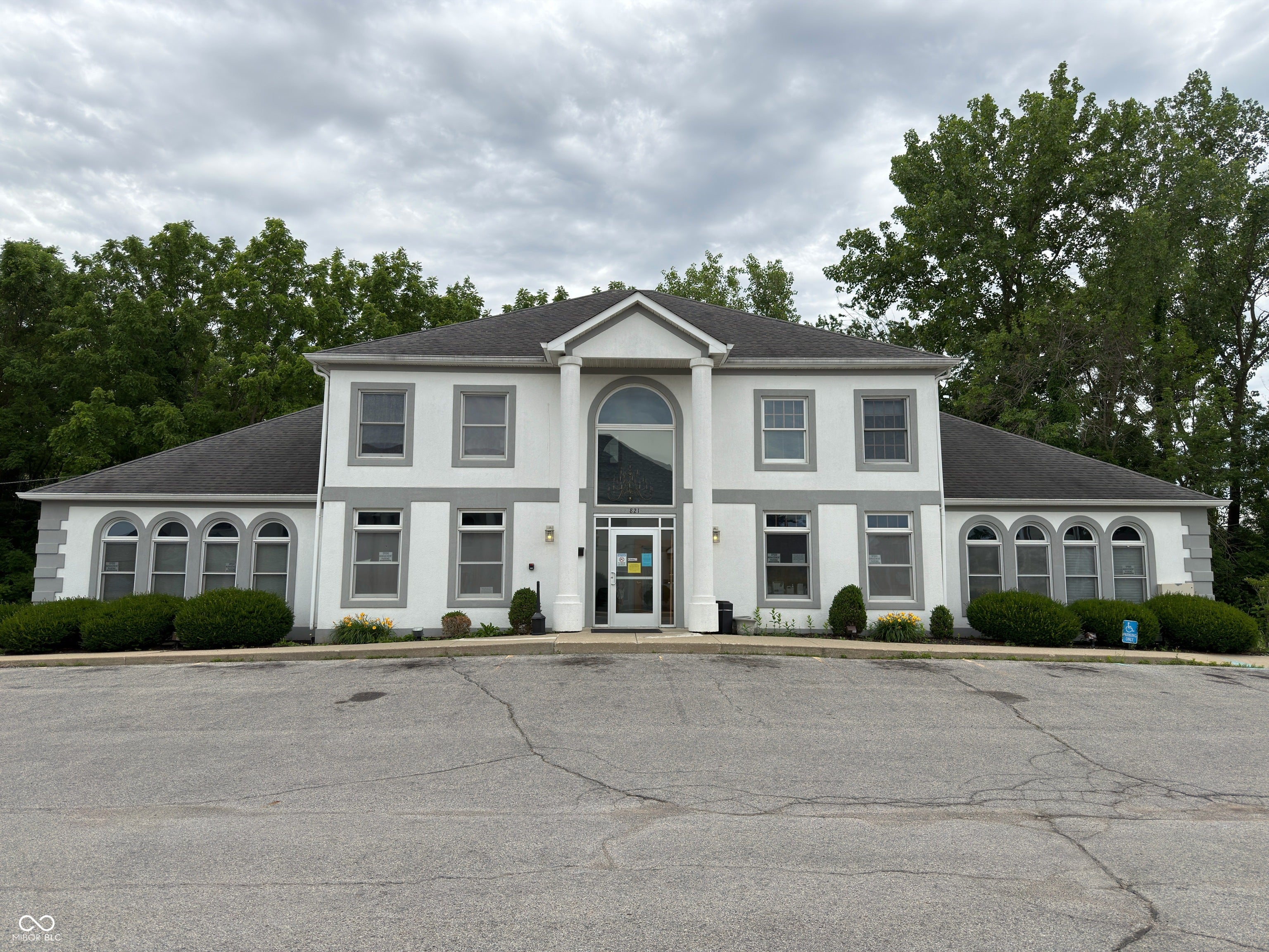 821 N State Road 135 — photo