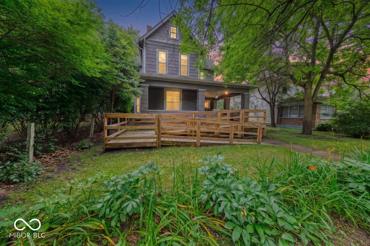 605 Woodruff Place East Drive — photo