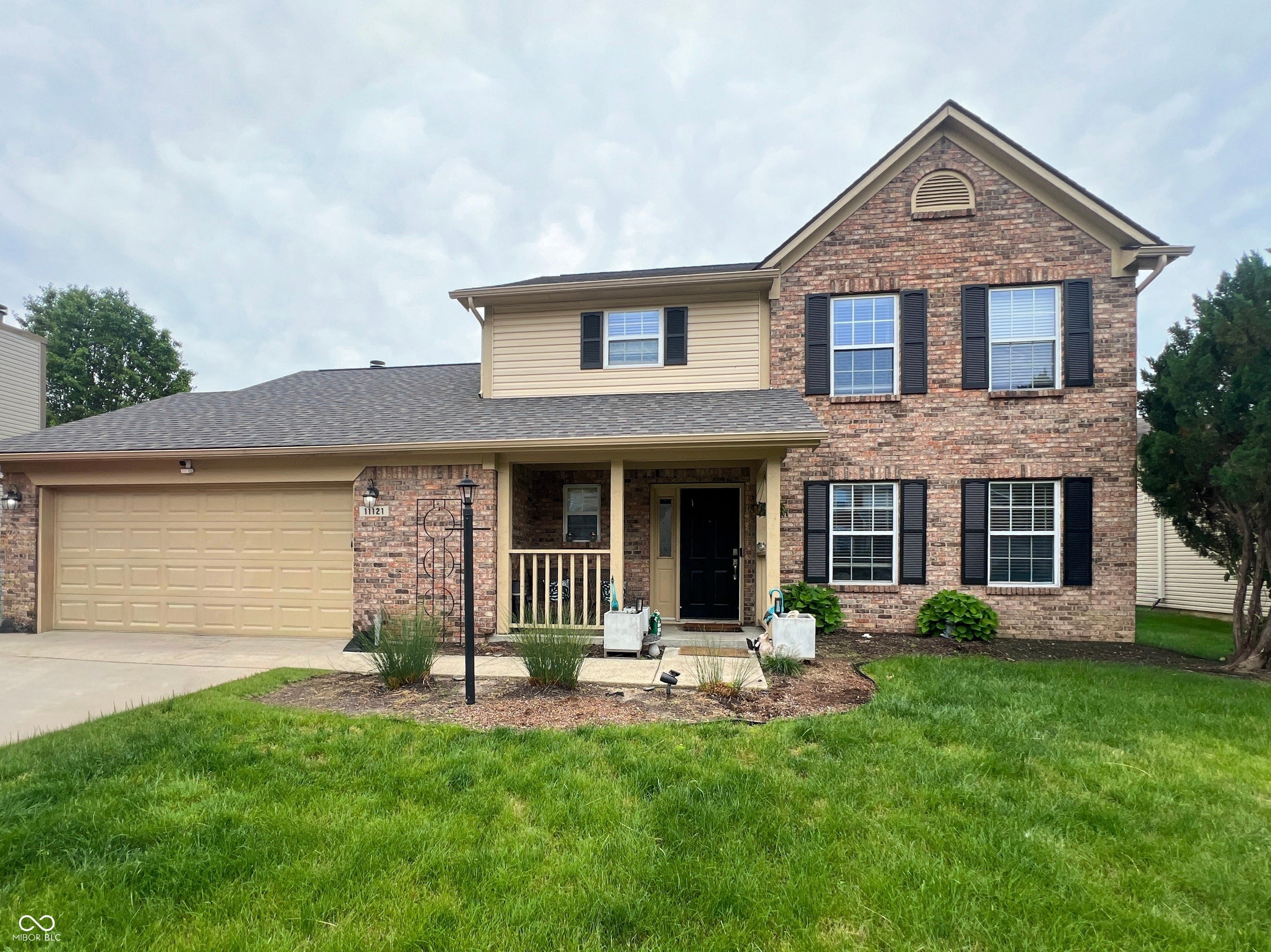 11121 Oakspring Court — photo