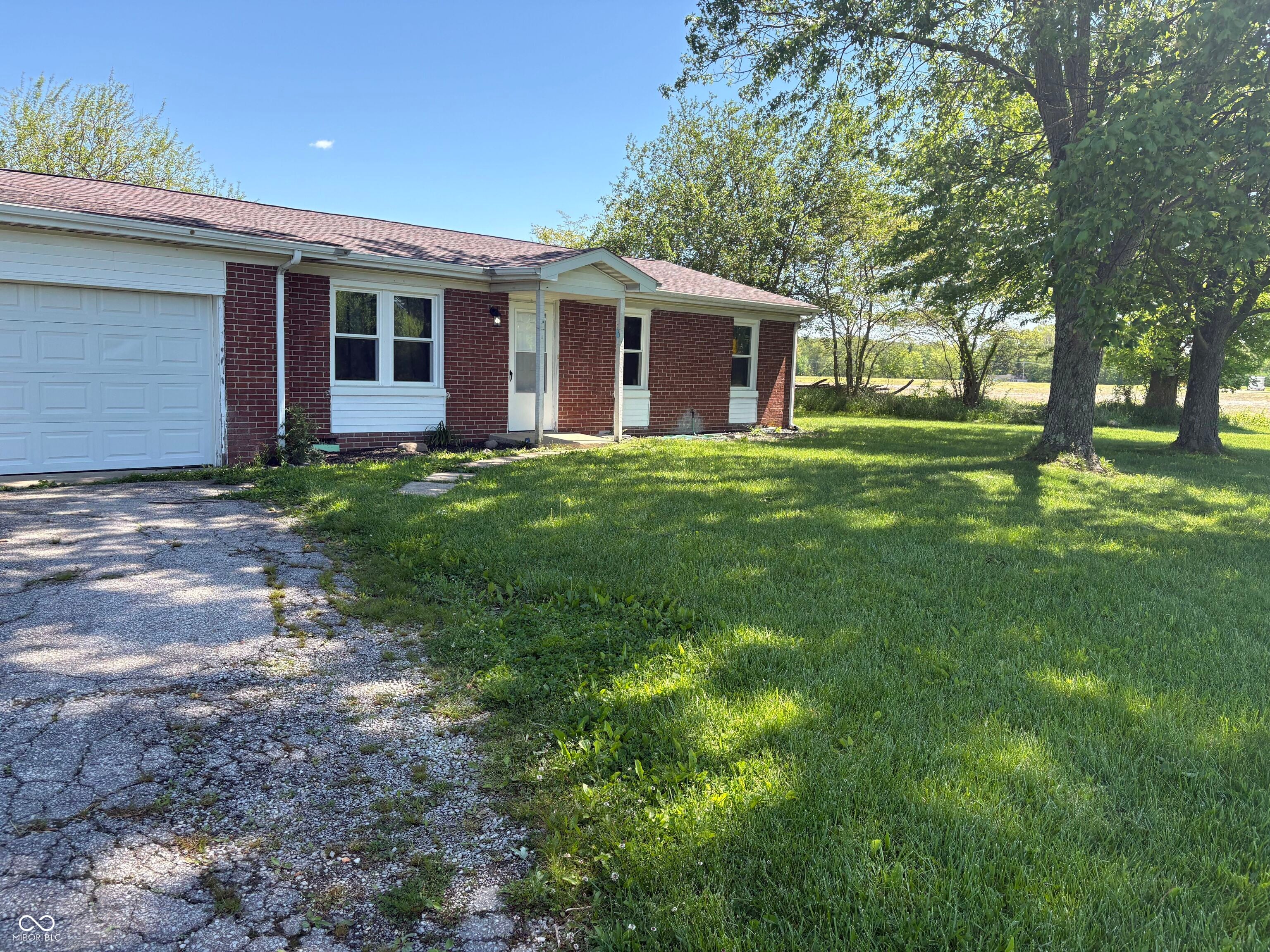 13410 E State Road 7 — photo