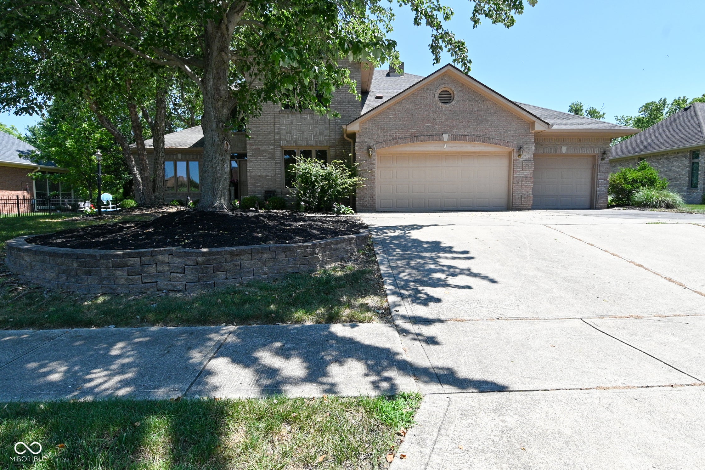 2307 Willow Lakes East Boulevard — photo