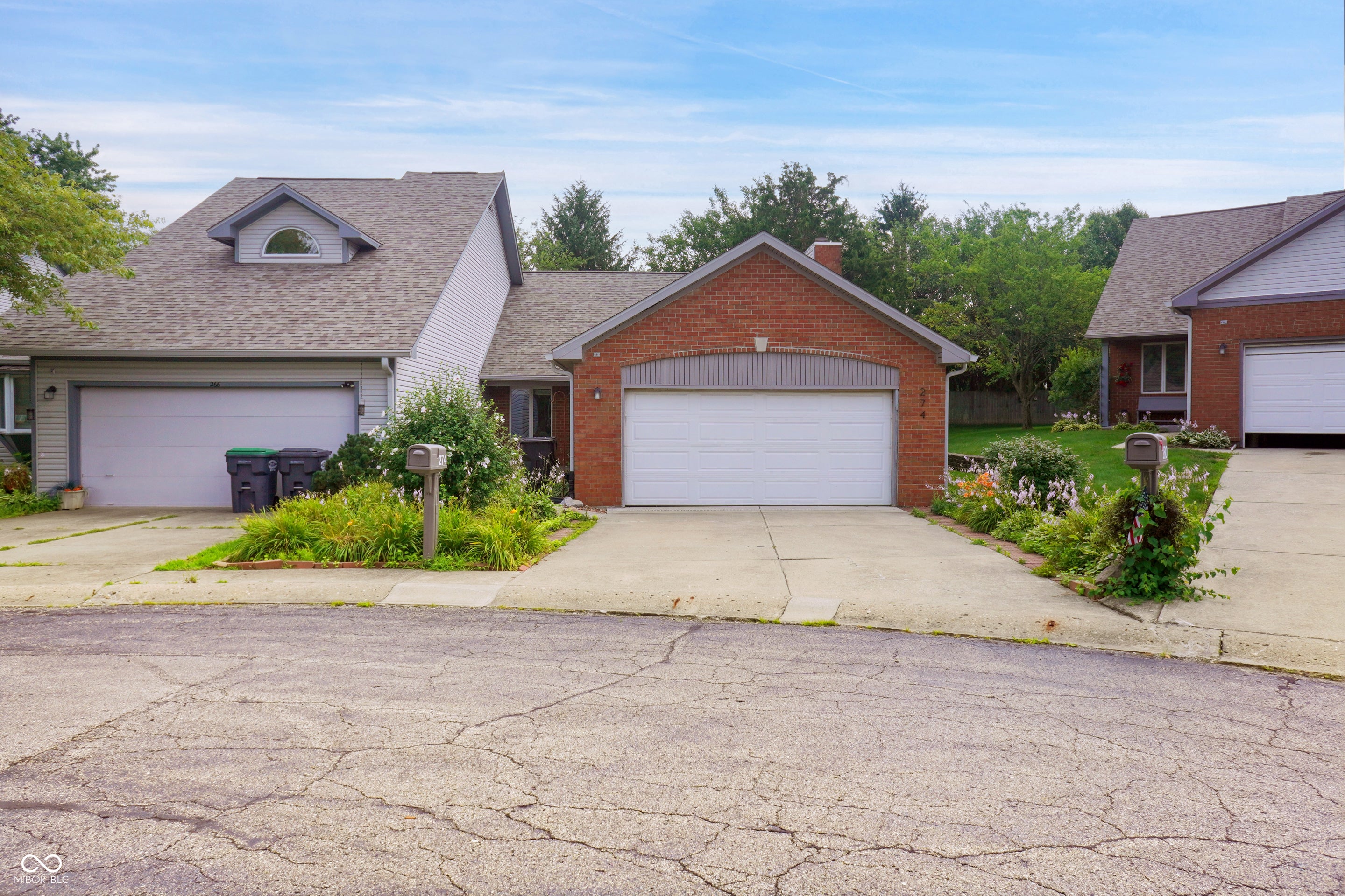274 Golf Court — photo