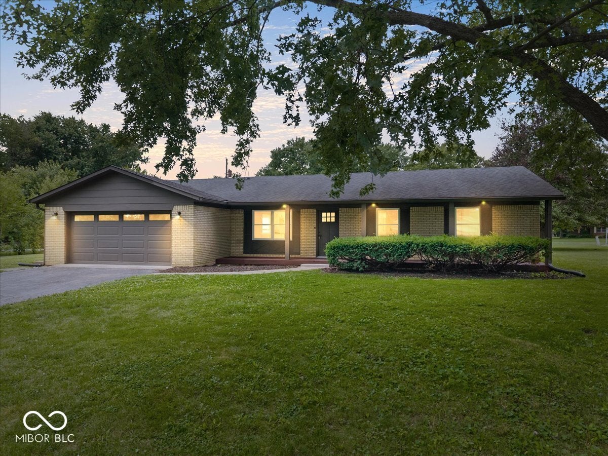 66 Plainview — photo