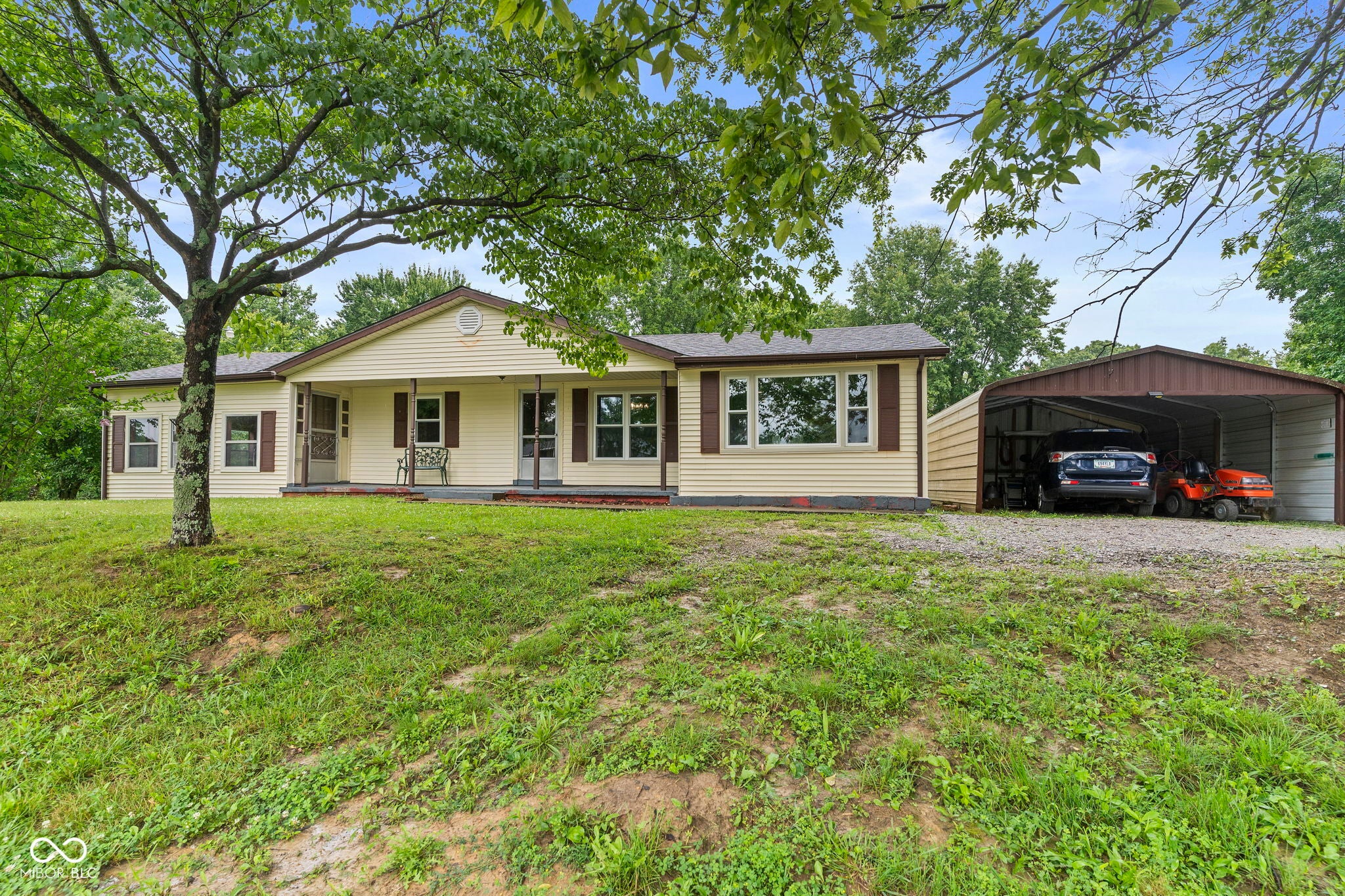 4907 E Lovers Lane — photo