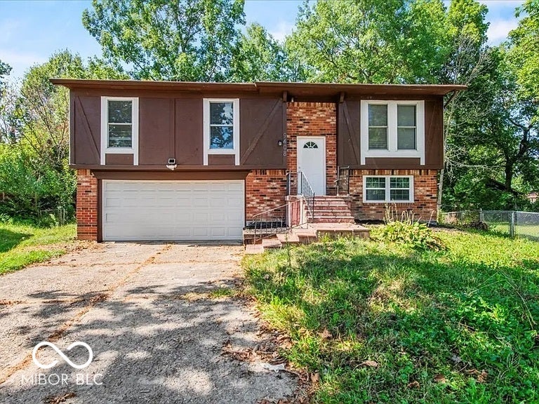 9408 Big Ben Circle — photo