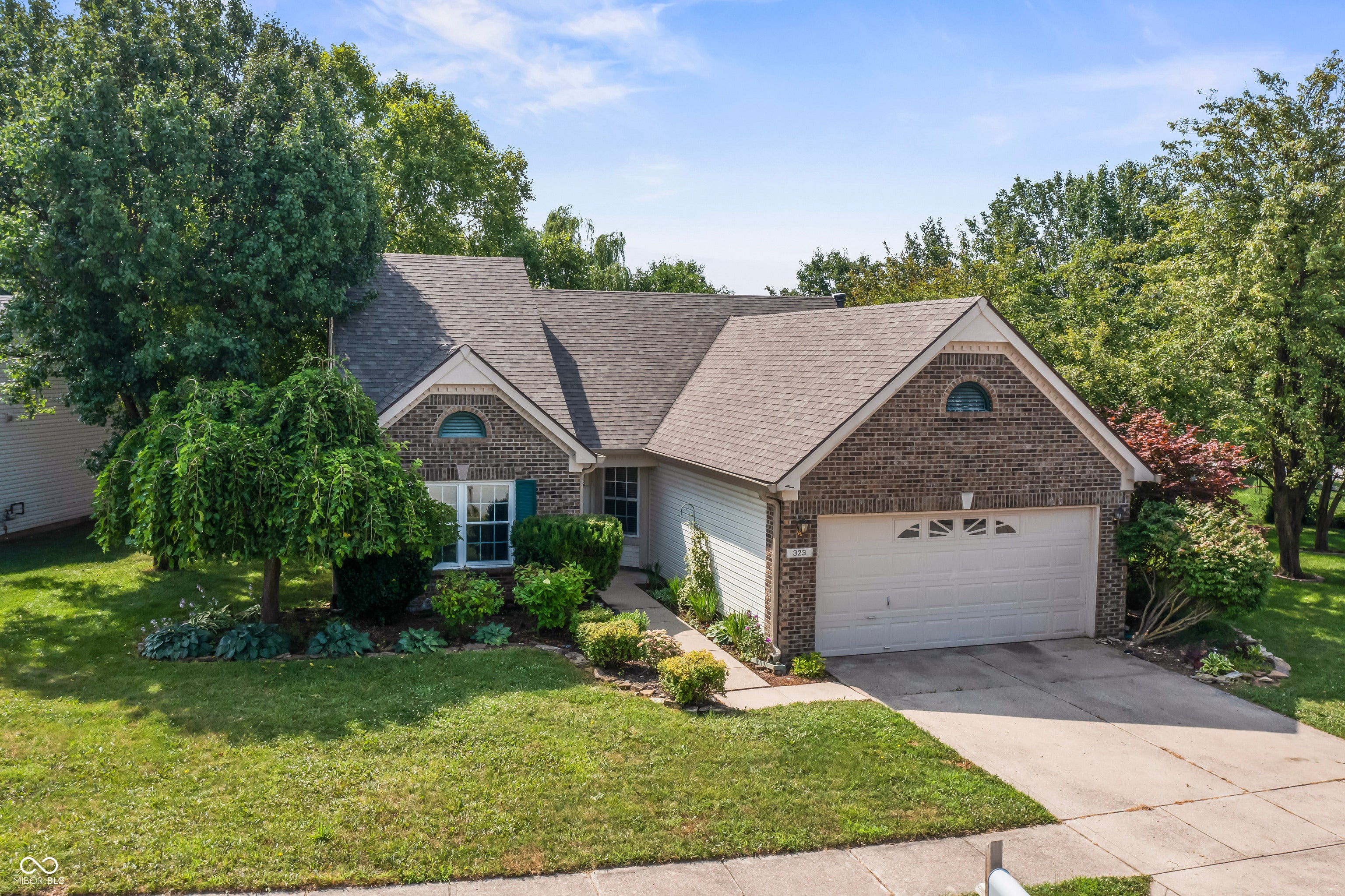 323 Lake Ridge Lane — photo