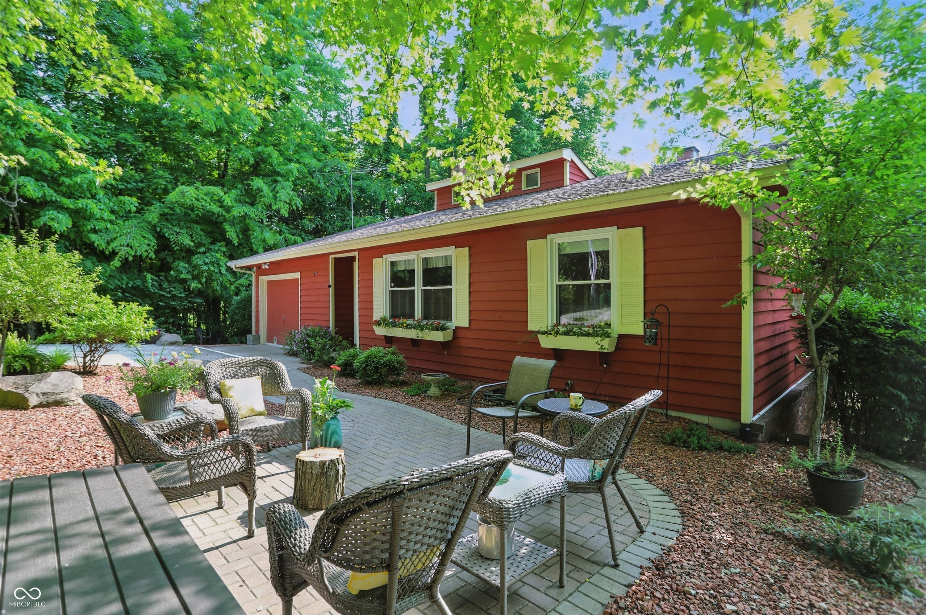 1712 S Flatrock River Road — photo