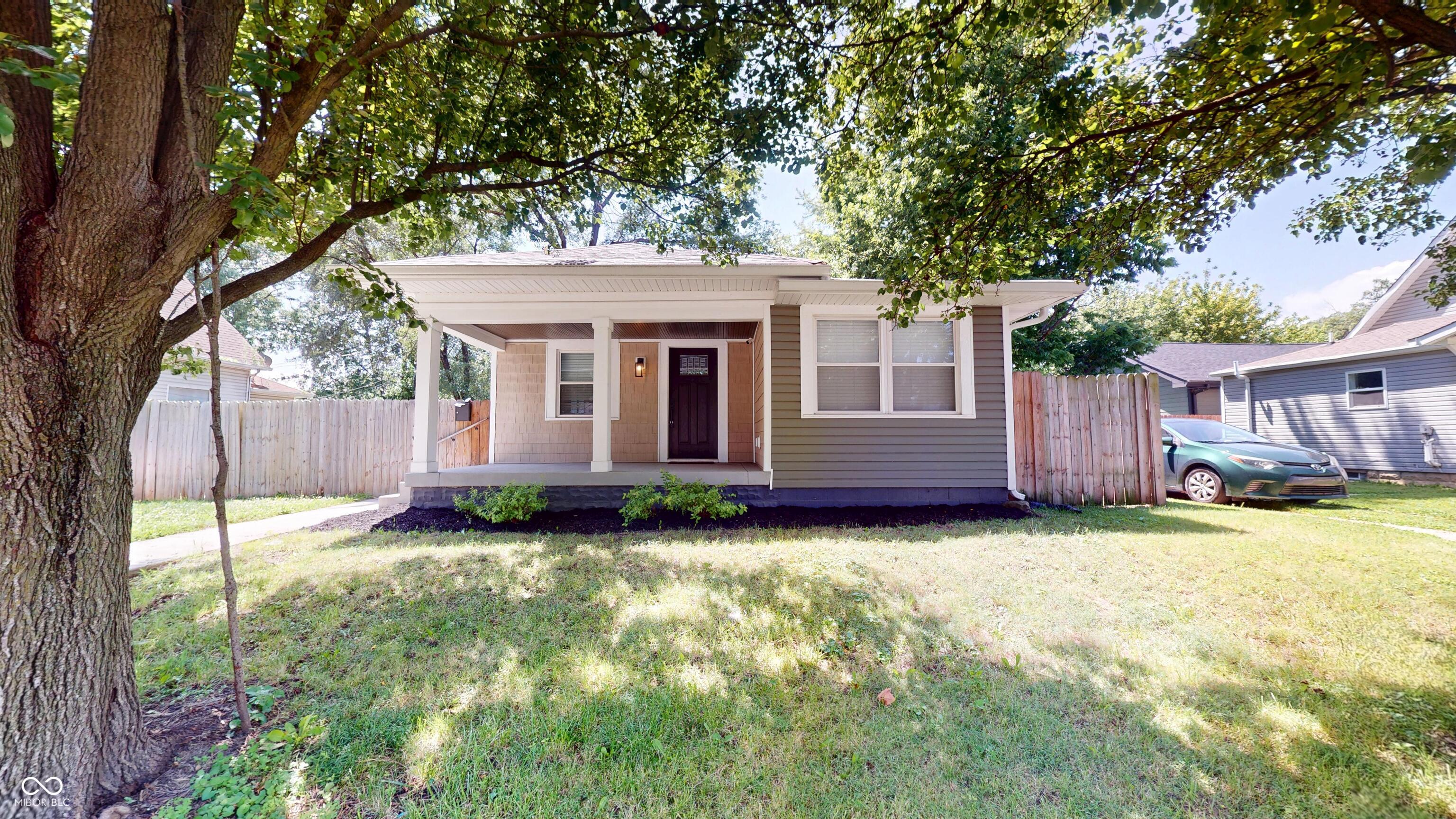 1342 N Oakland Avenue — photo