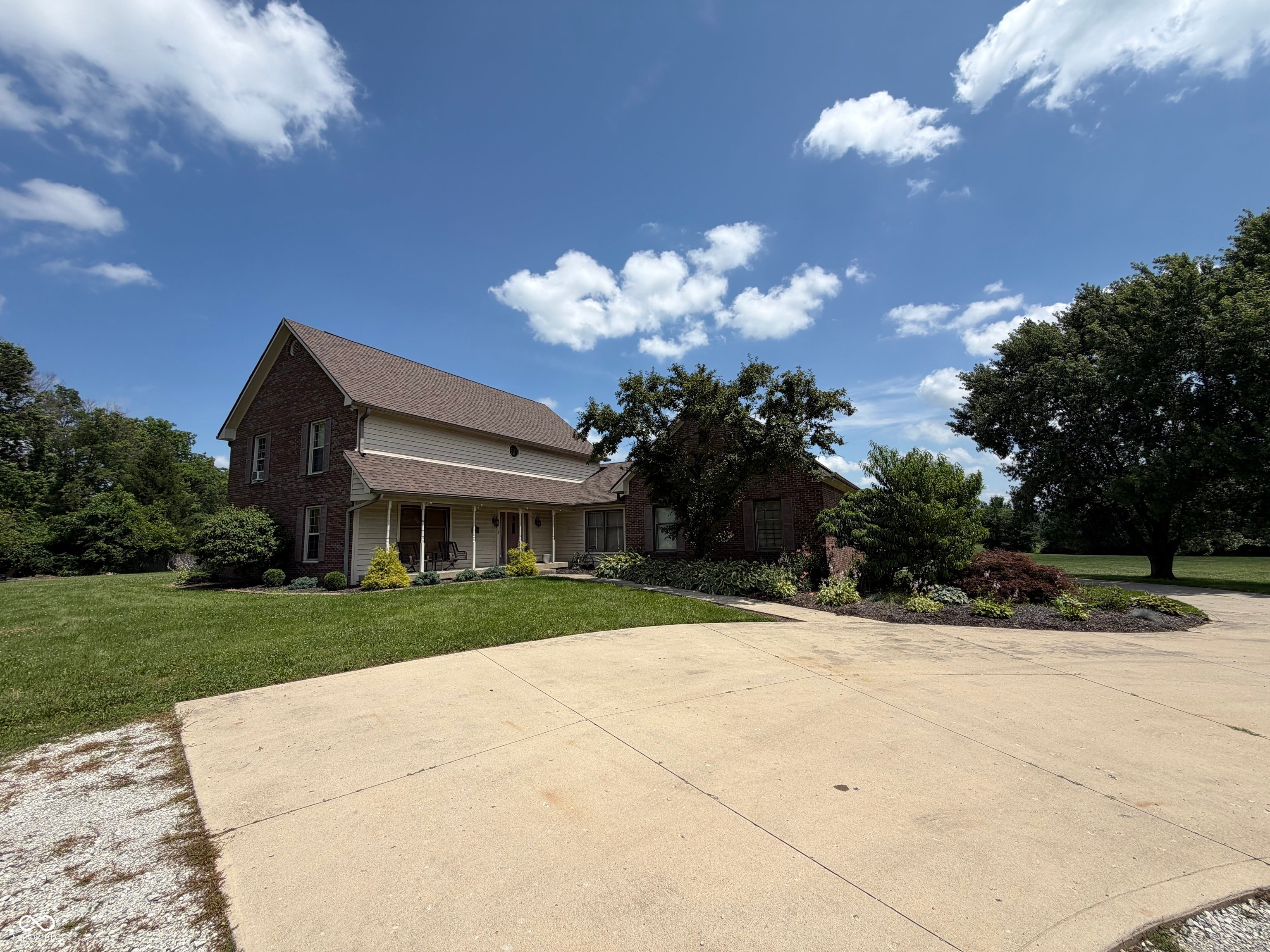 10211 Hidden Meadow Lane — photo