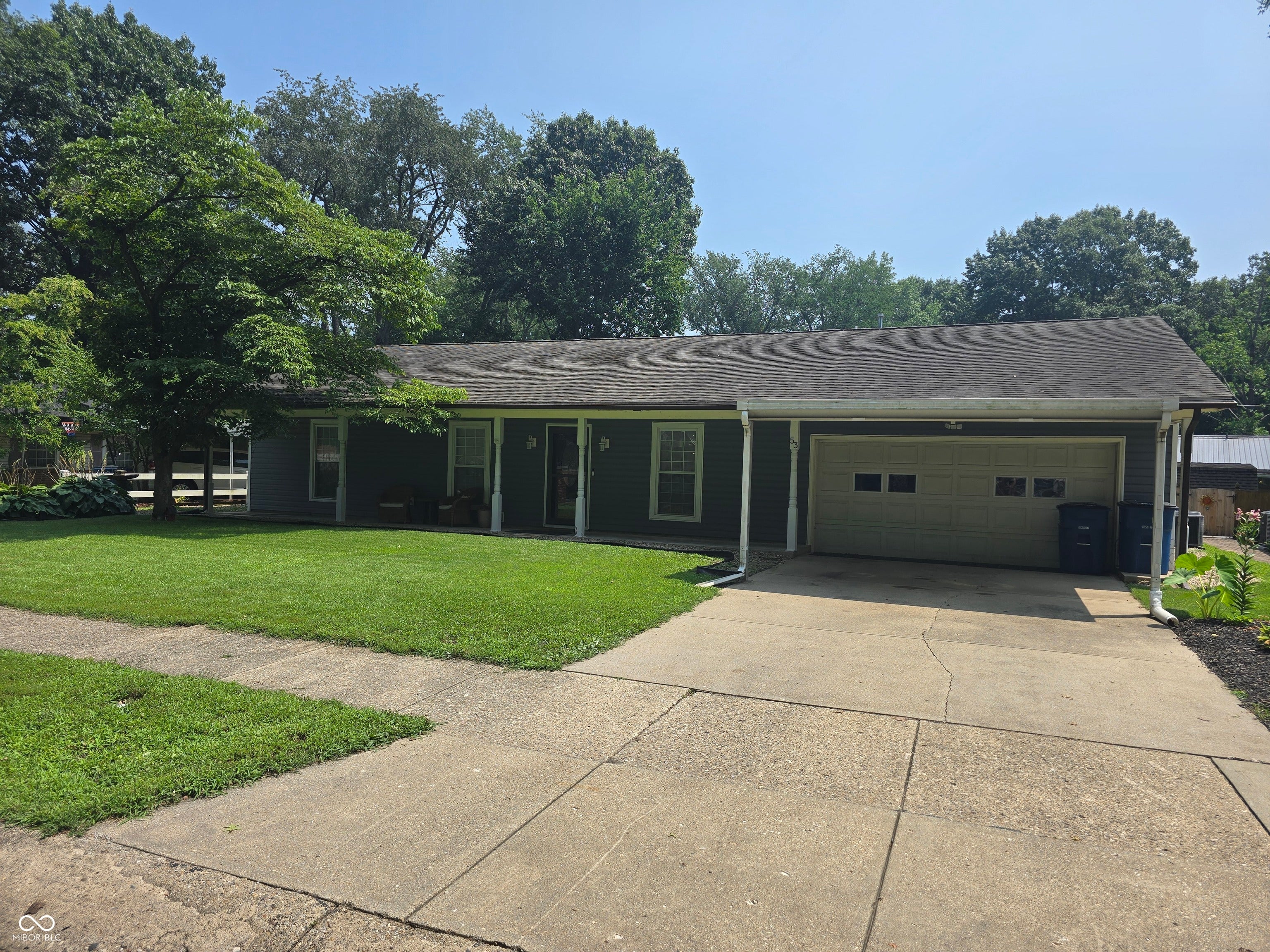 53 Heritage Drive — photo