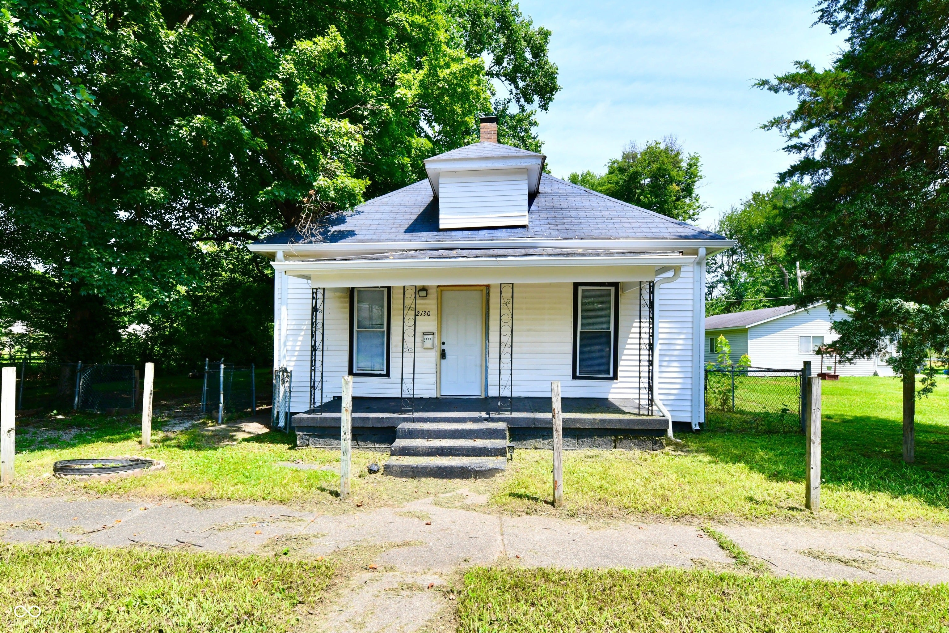 2130 Plum Street — photo