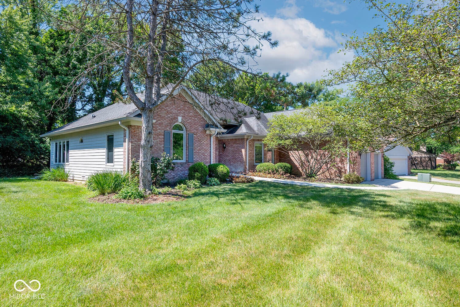 5165 Hawks Point Road — photo