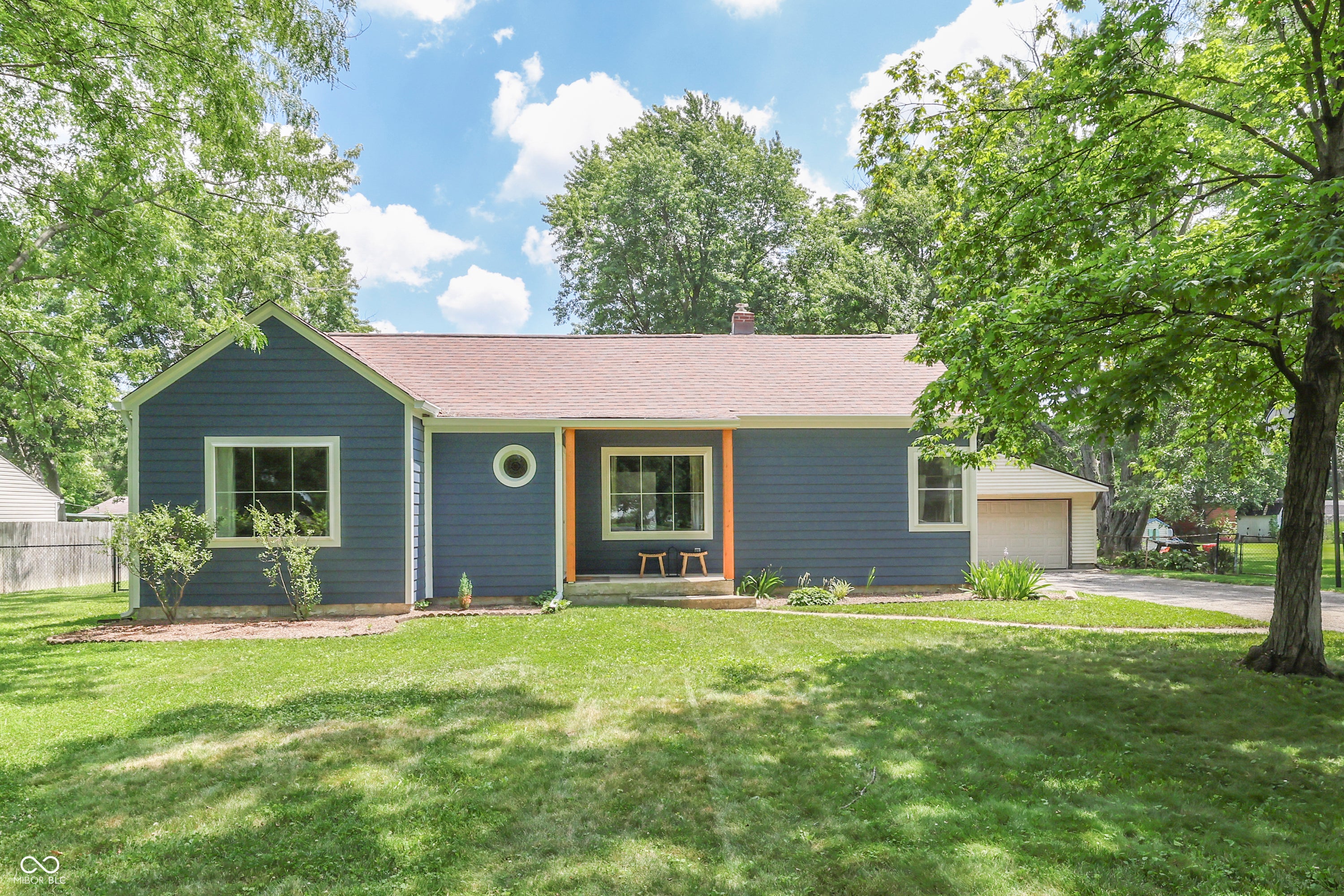 1005 N Center Drive — photo