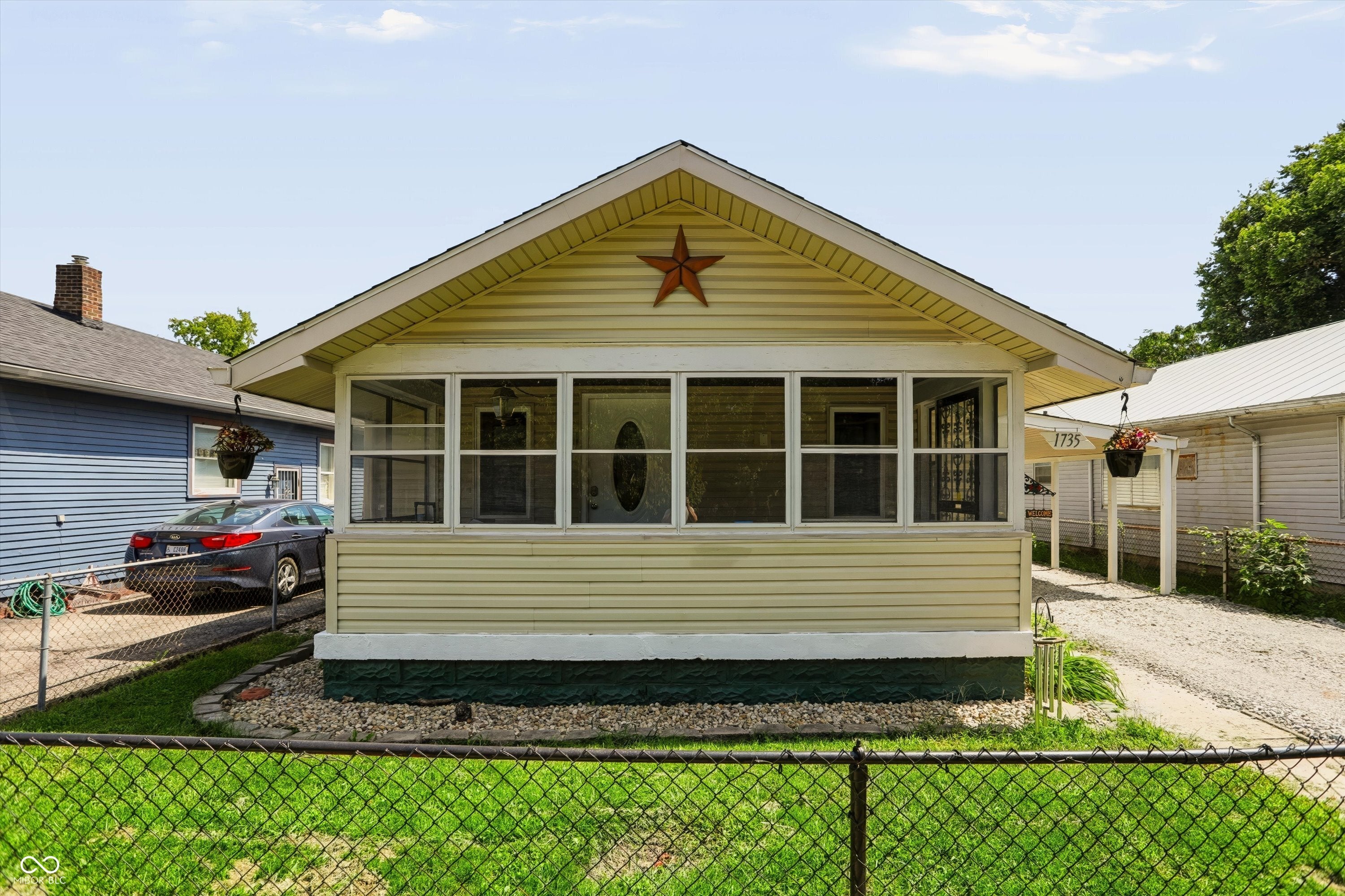 1735 Dawson Street — photo