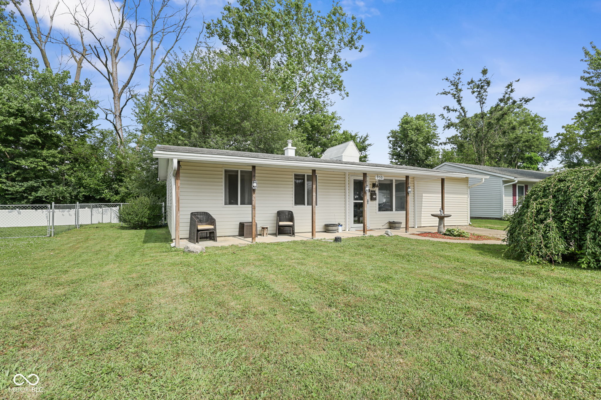950 Edgewood Drive — photo