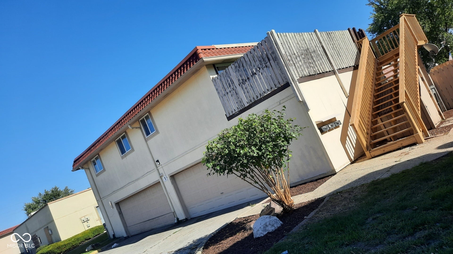 2721 Del Prado Drive — photo